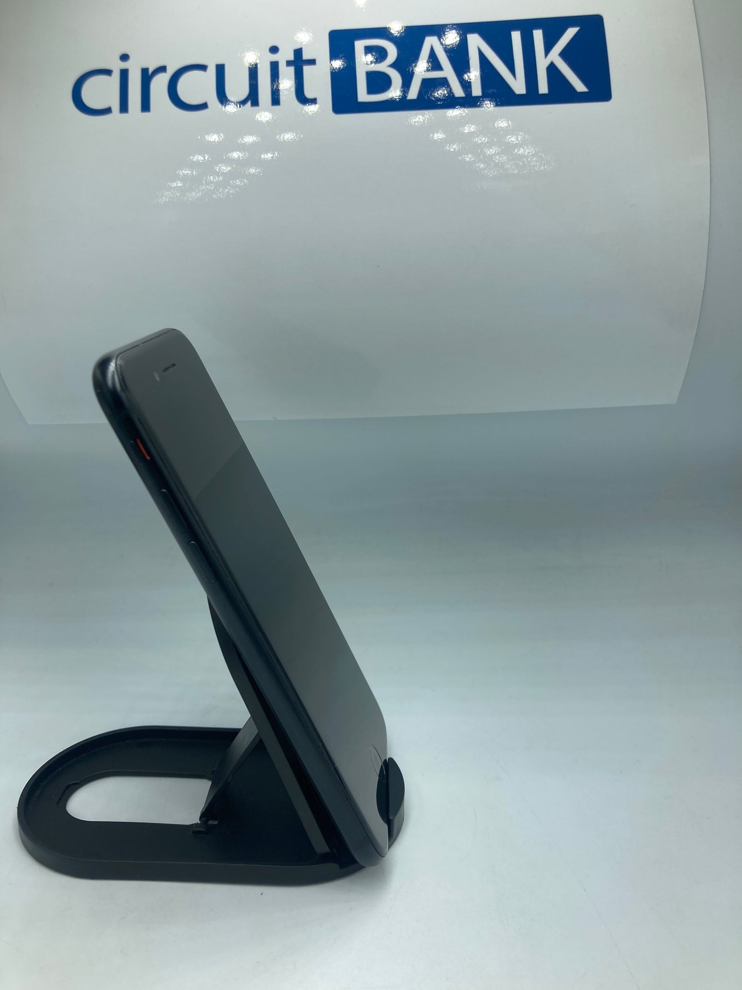 iPhone SE 2020 64GB (Producto Único)