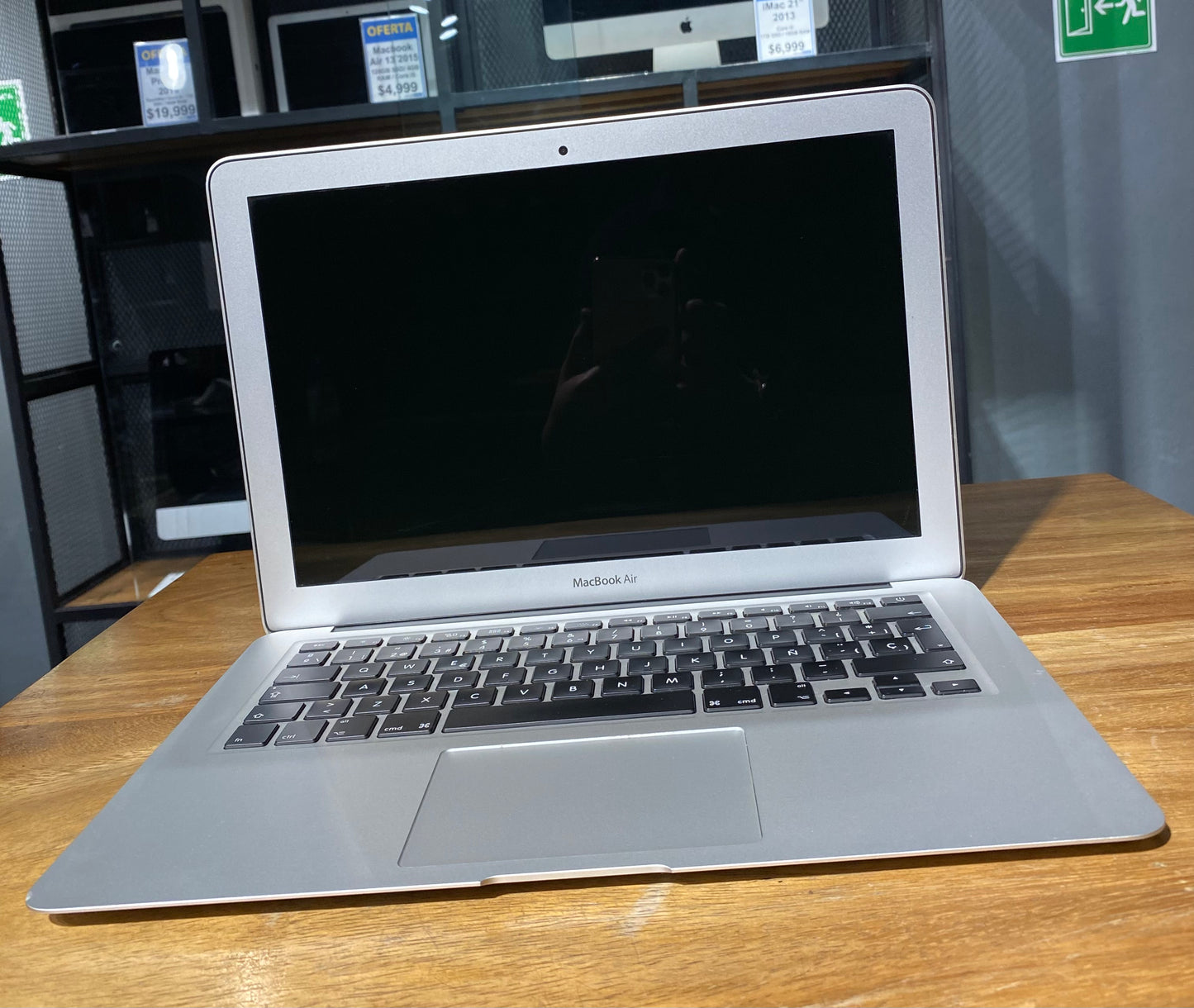 Macbook Air 13" 2017 (Producto Unico)