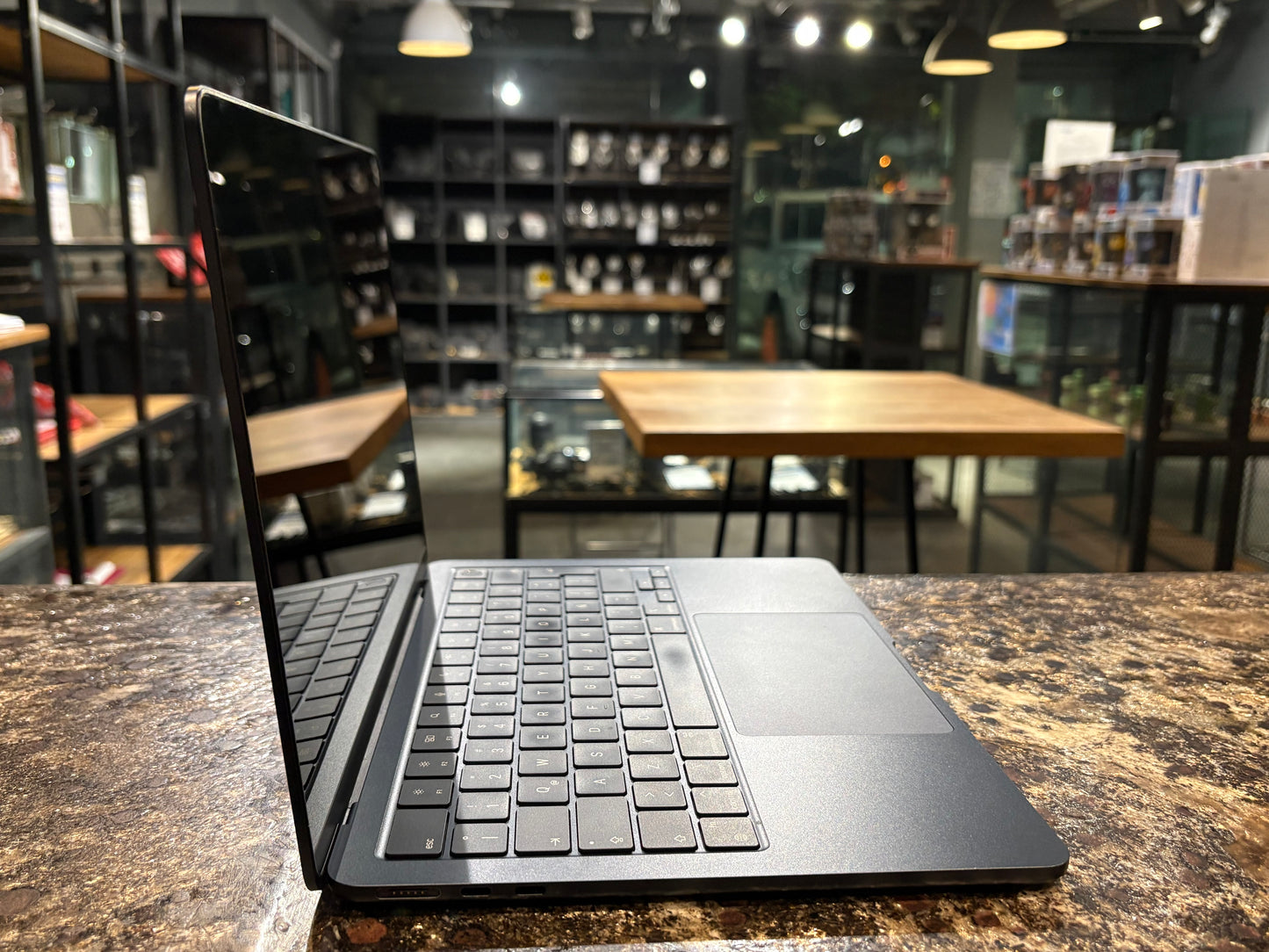MacBook Air 13" 2022 M2 256GB / 8GB RAM