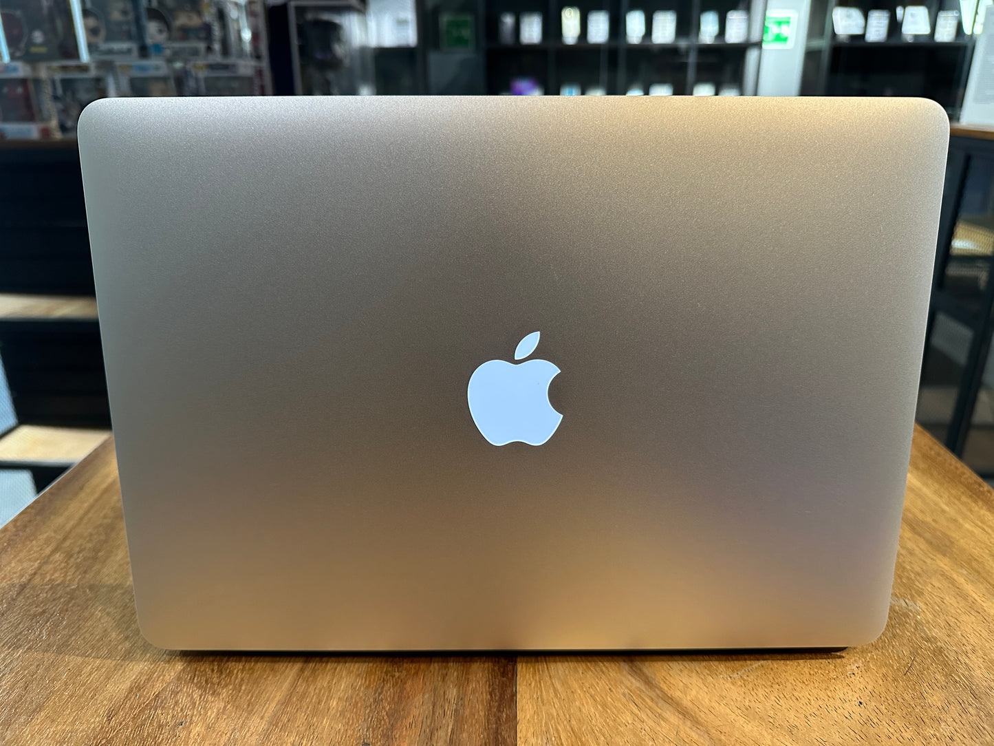 MacBook Air 13" 2017 128GB (Producto Unico)