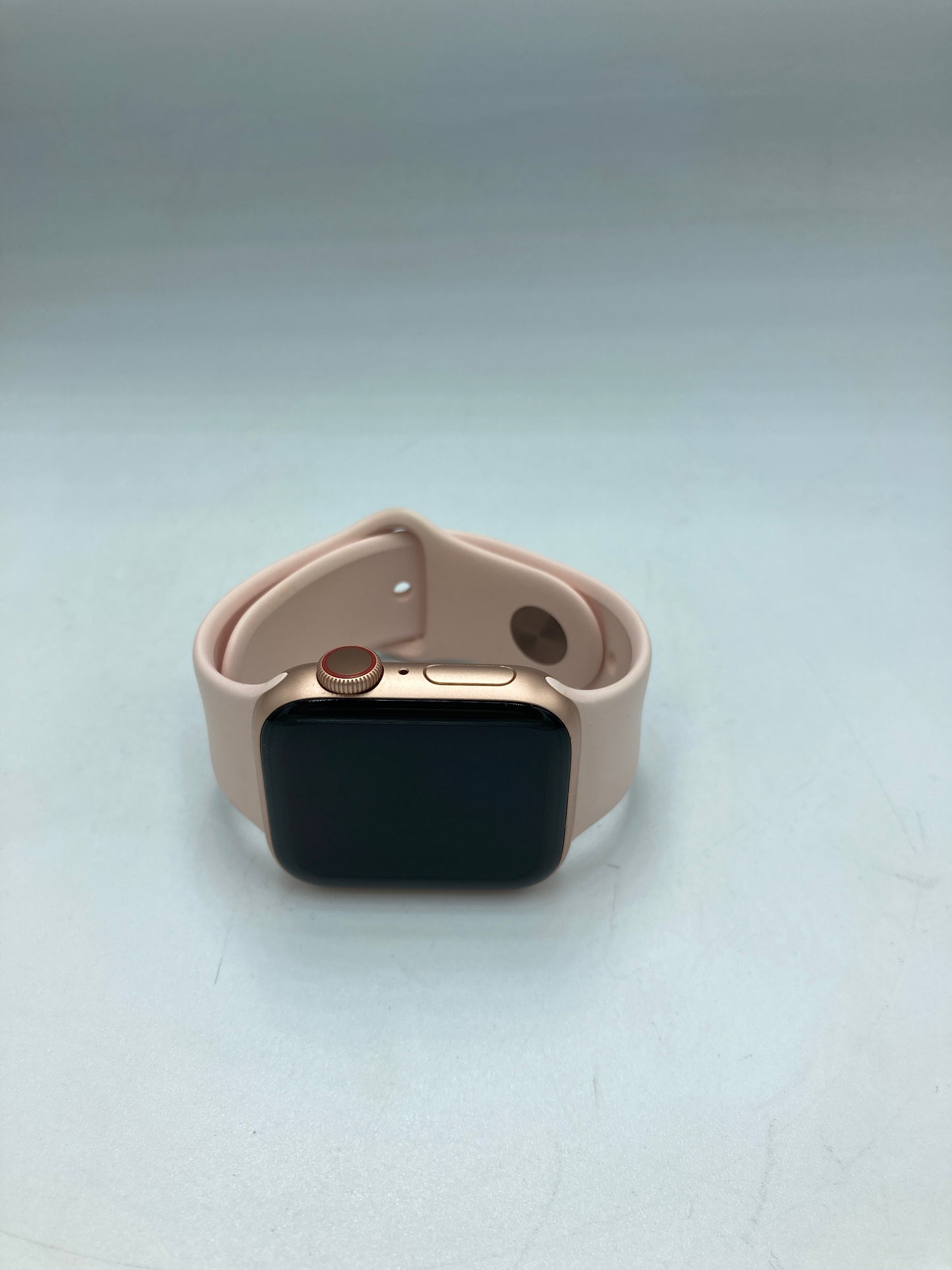 Apple Watch Series 4 40 mm GPS (Producto Único)