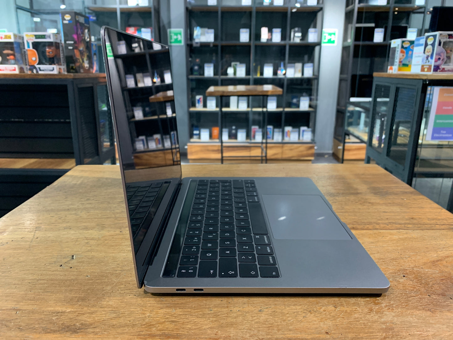 MacBook Pro 13" 2016 (Producto Unico)