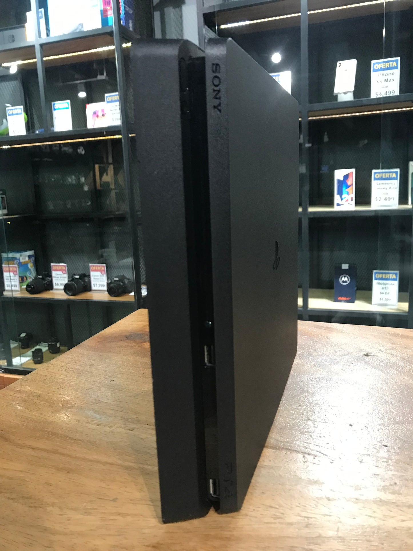 PlayStation 4 1TB (Producto Unico)