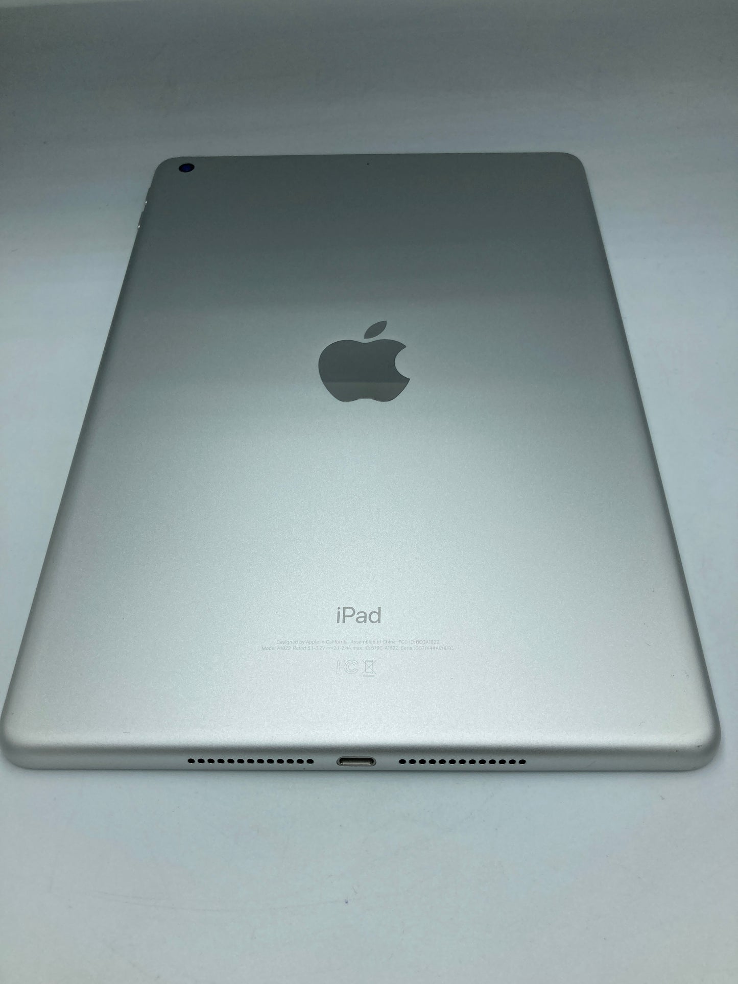 iPad 5th Gen 32GB (Producto Único)