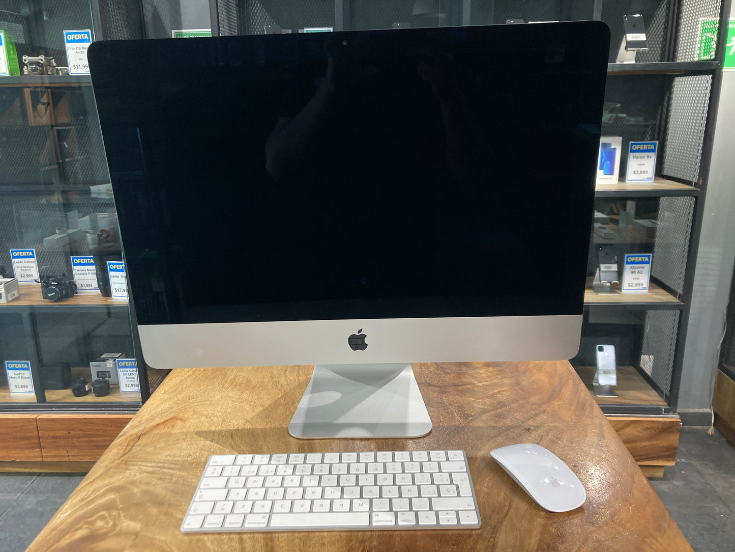 iMac 21.5" 1TB 2017 (Producto Único)