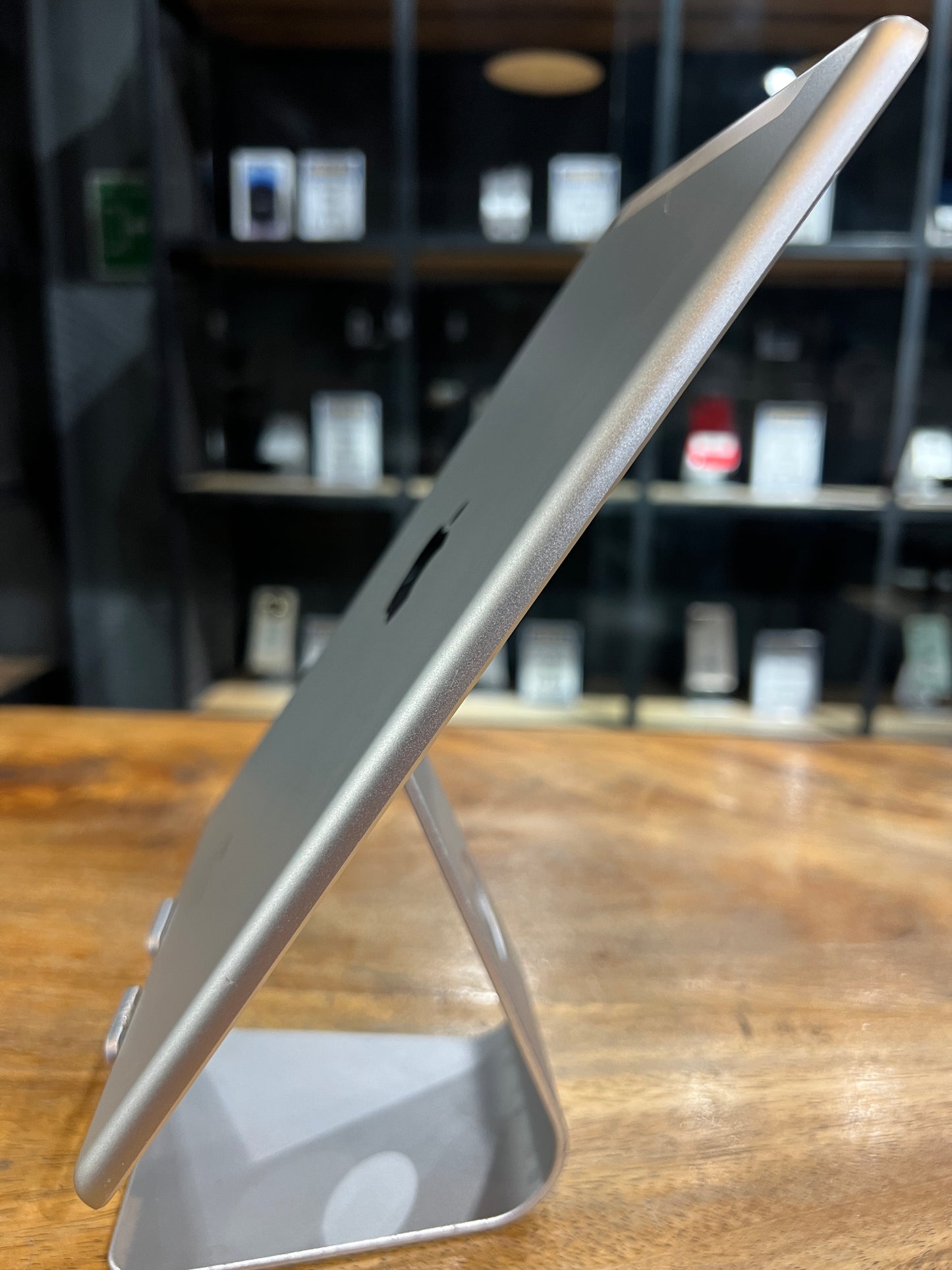 iPad 6ta Gen 32GB WiFi + Cell (Producto Unico)