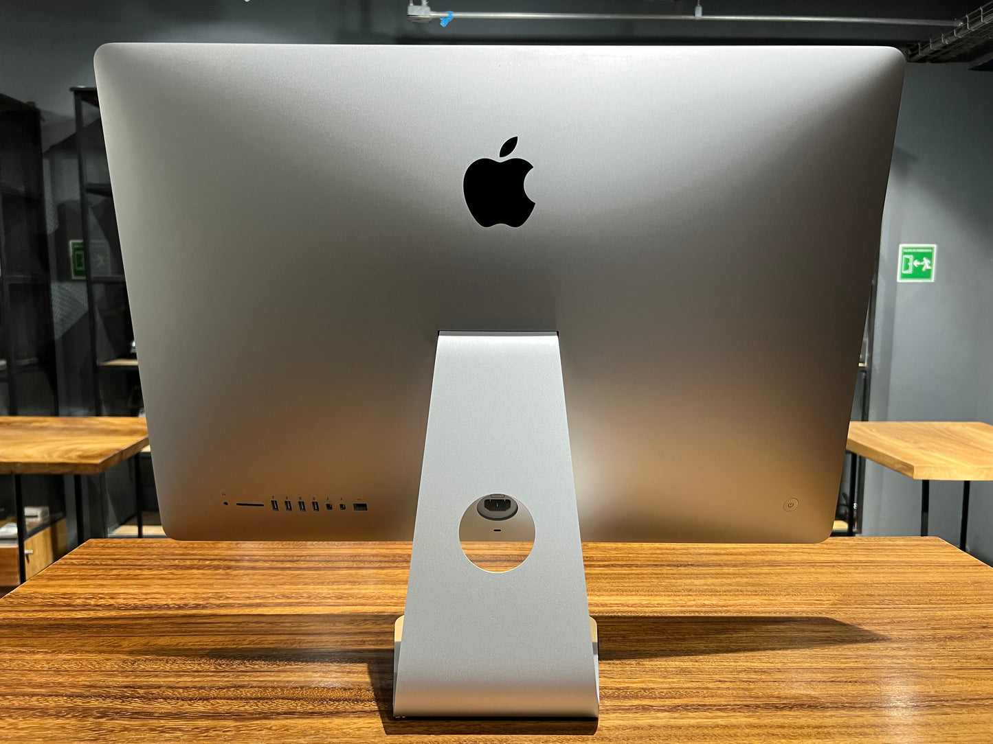 iMac 27” 2015 1TB SSD / 32GB RAM (Producto Único)