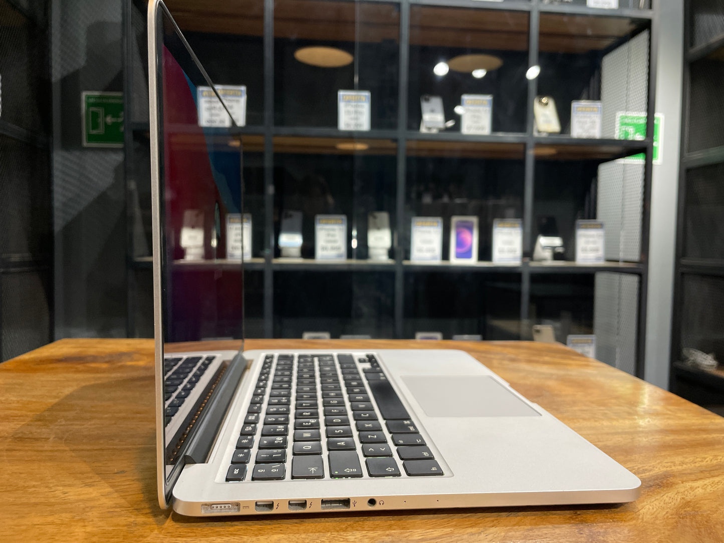 MacBook Pro 13" 2015 128GB / 8GB (Producto Único)