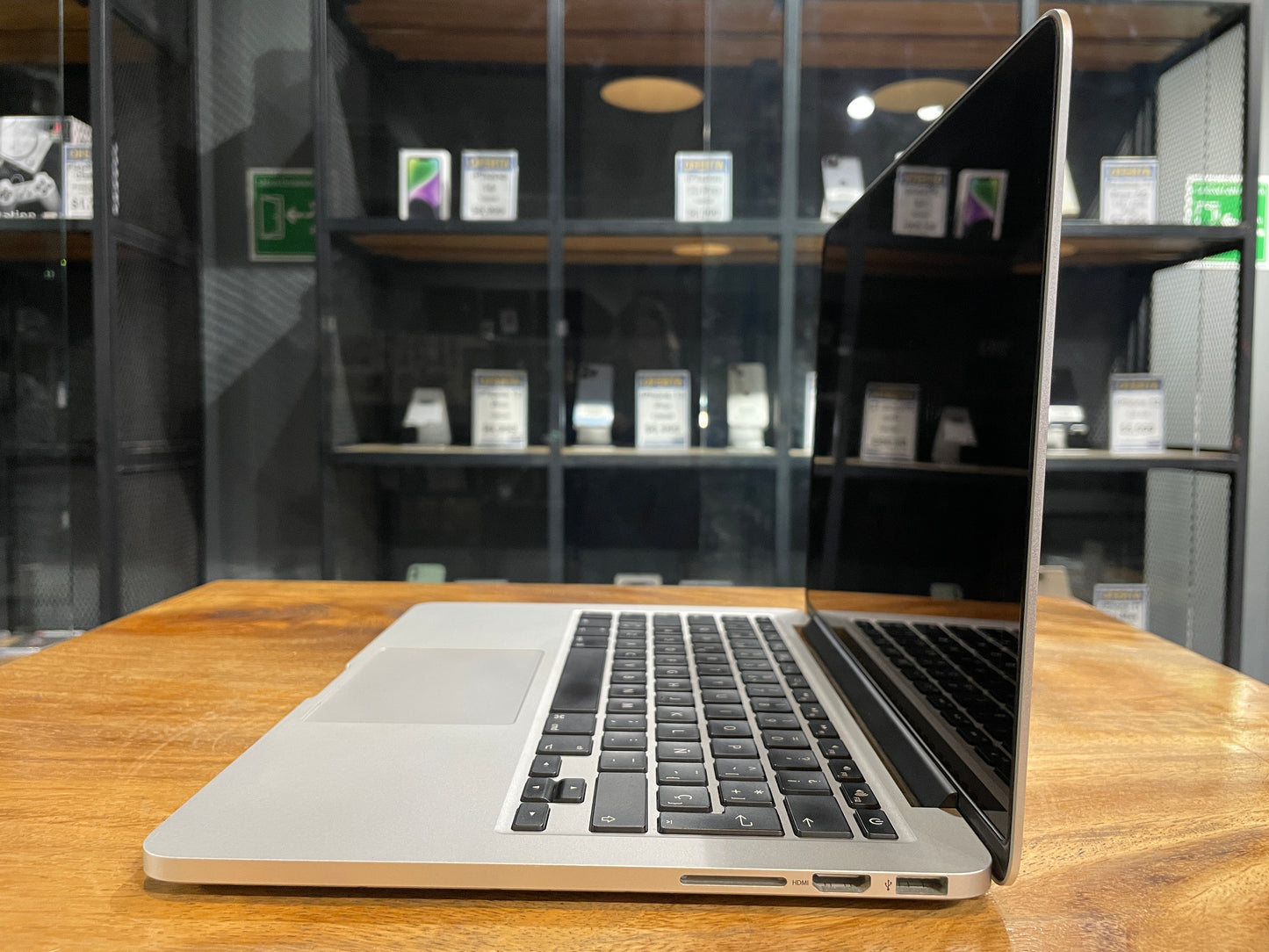 MacBook Pro 13" 2015 128GB / 8GB (Producto Único)
