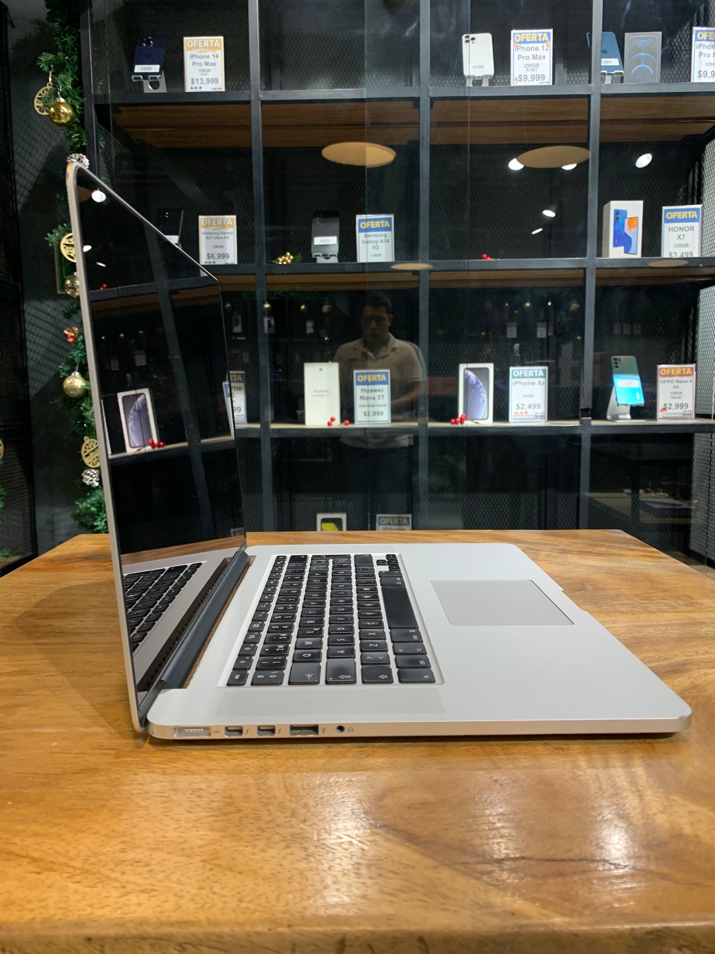 MacBook Pro 15" 2015 Retina (Producto Unico)