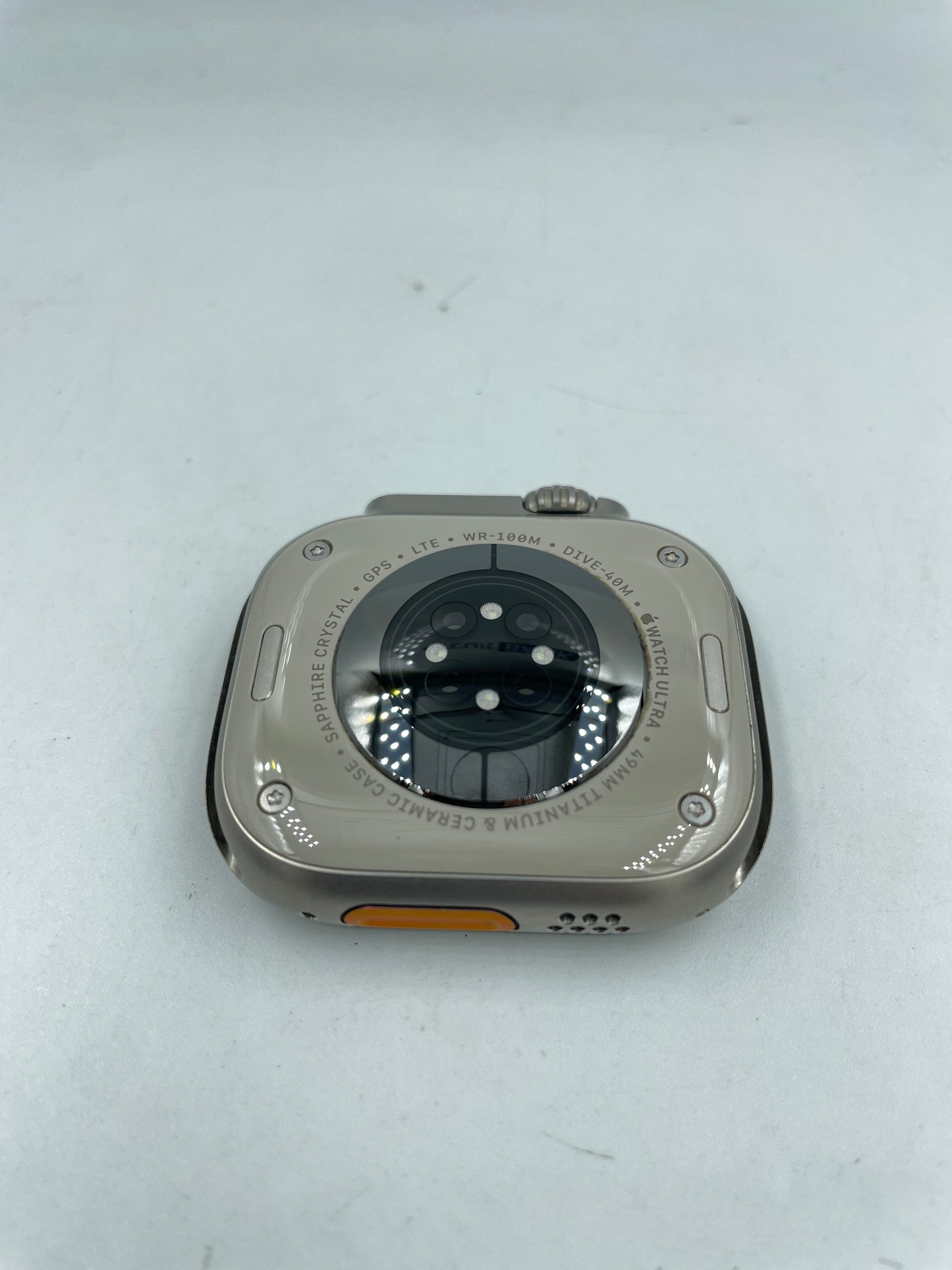 Apple Watch Ultra 1a Gen 49mm (Producto Unico)