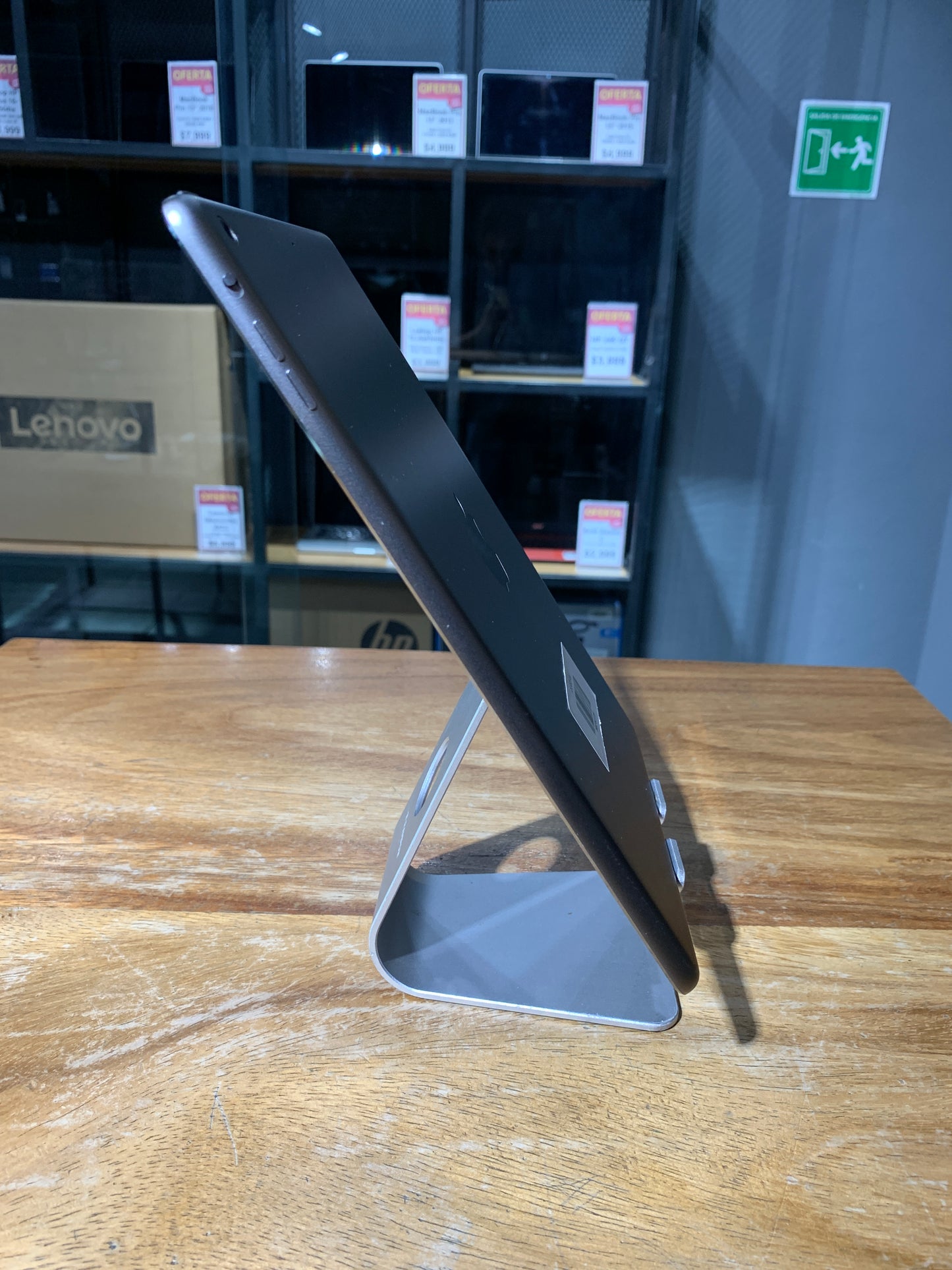 iPad Air Wi-fi 1st Gen 64GB (Producto Unico)