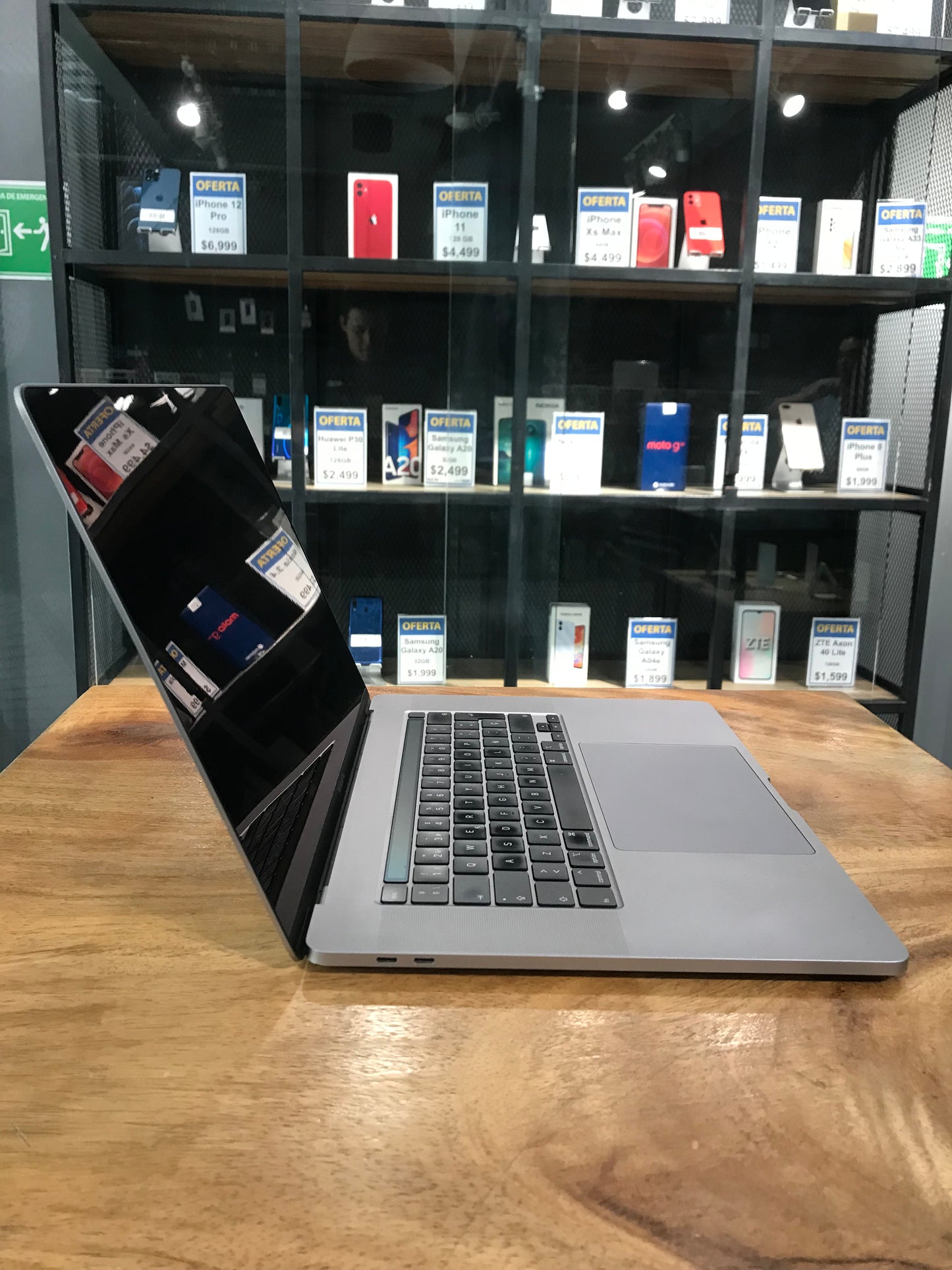 MacBook Pro 16" 2019 (Producto Unico)