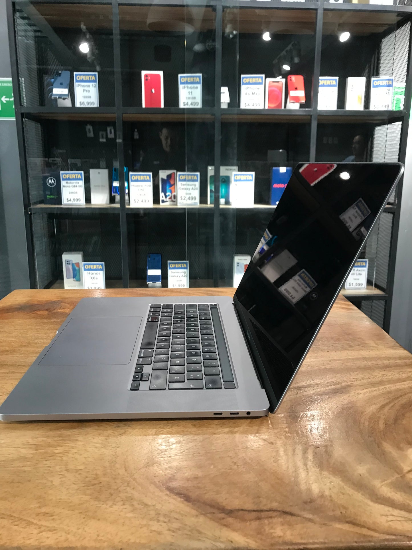MacBook Pro 16" 2019 (Producto Unico)