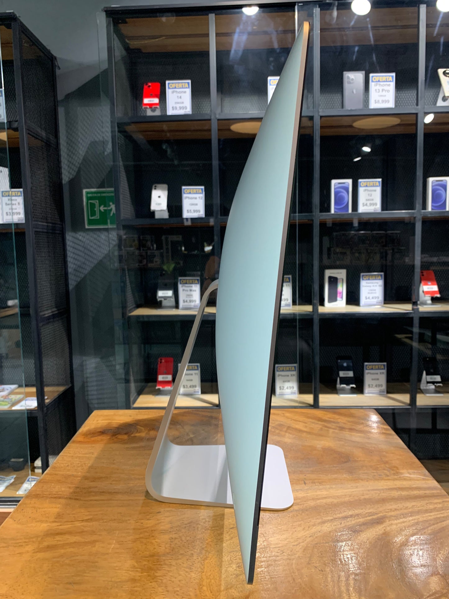 iMac 27" Retina 5K 2020 256GB (Producto Unico)