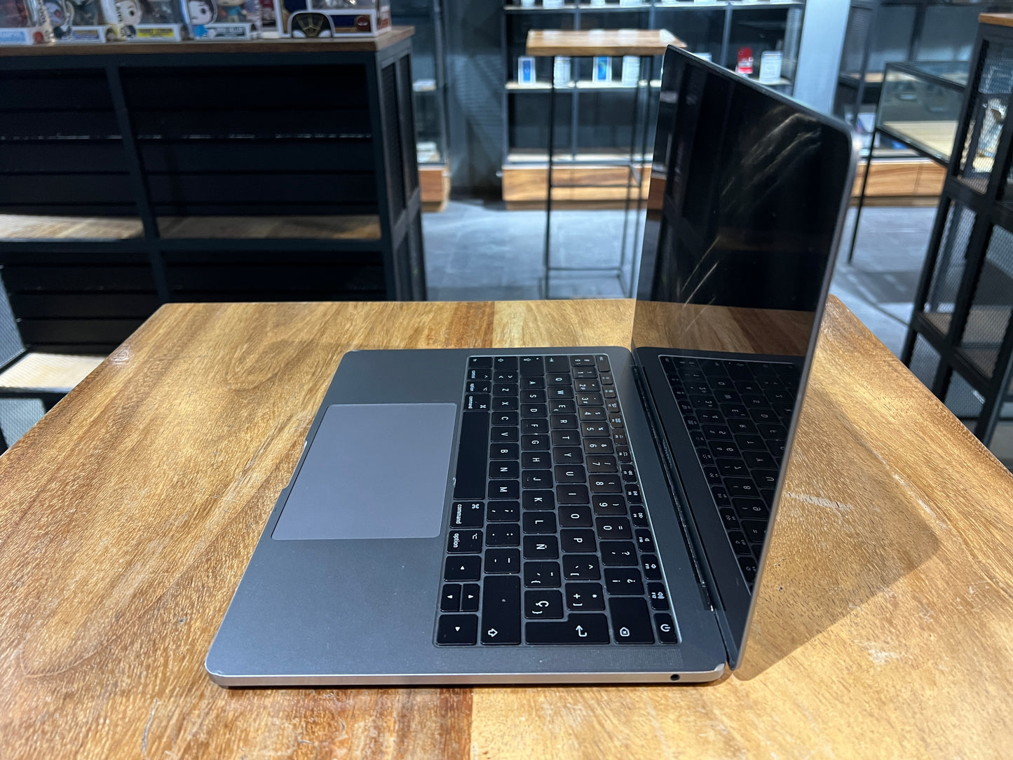 MacBook Pro 13" 2017 (Producto ùnico)