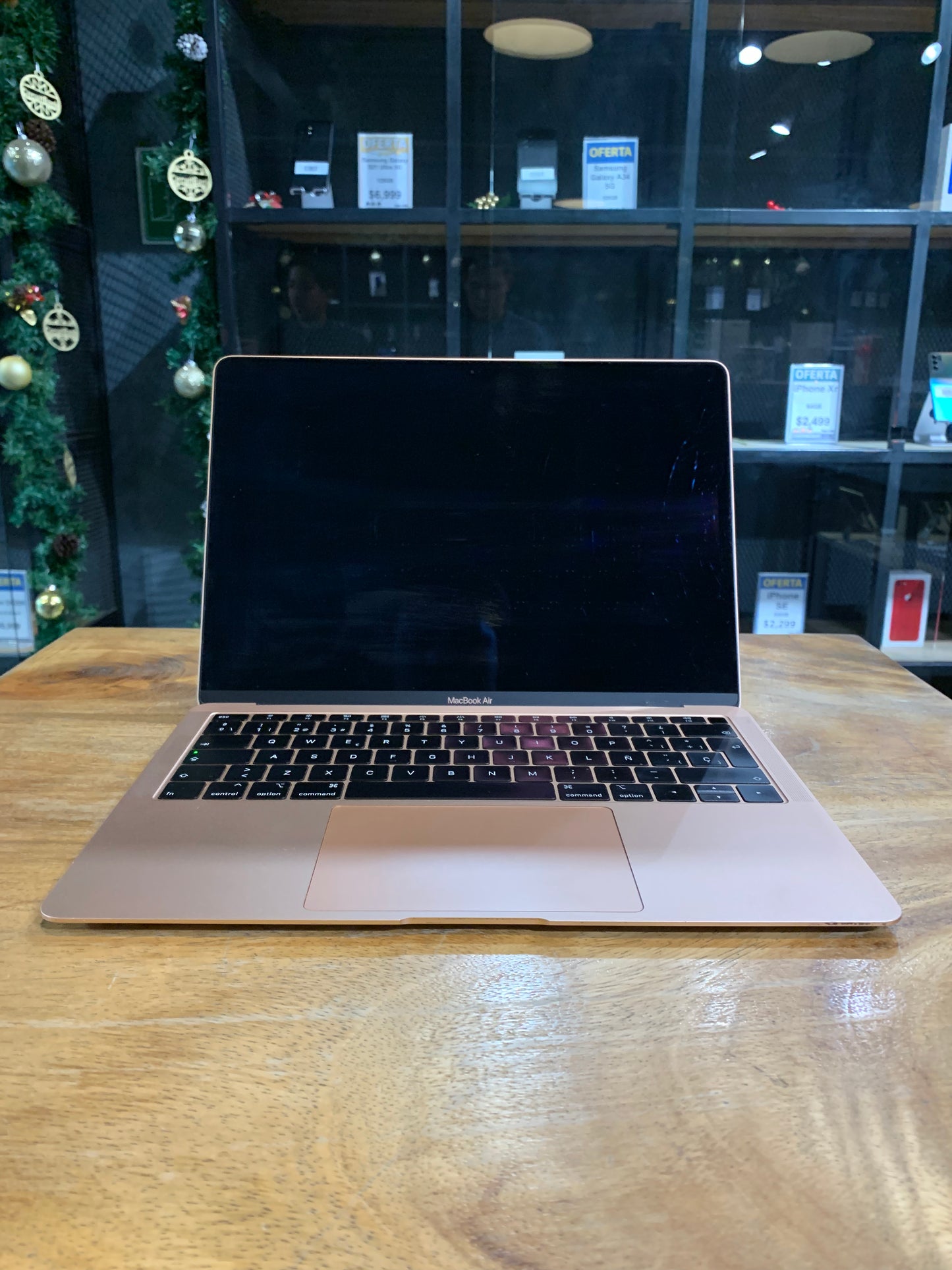 MacBook Air 13" Retina 2019 (Producto Unico)