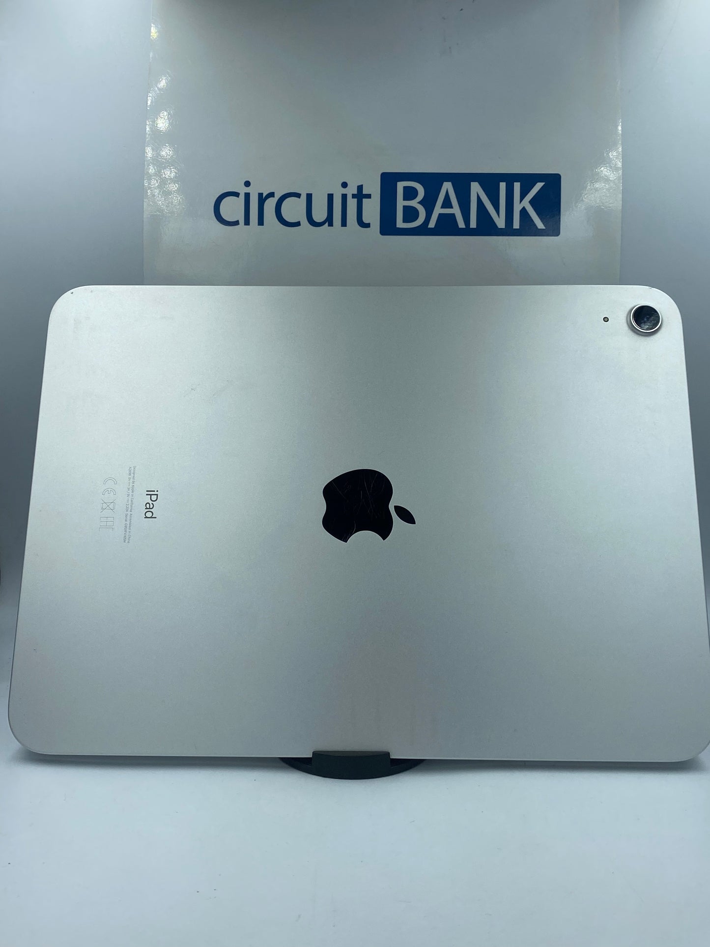 iPad 10th Gen 64GB