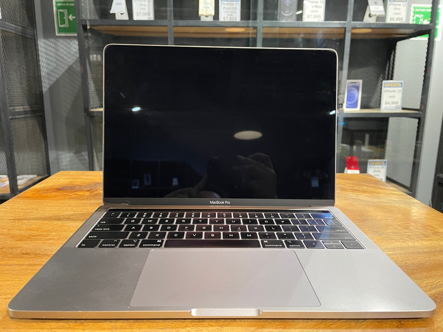 MacBook Pro 2019 13" TouchBar 128GB (Producto Unico)