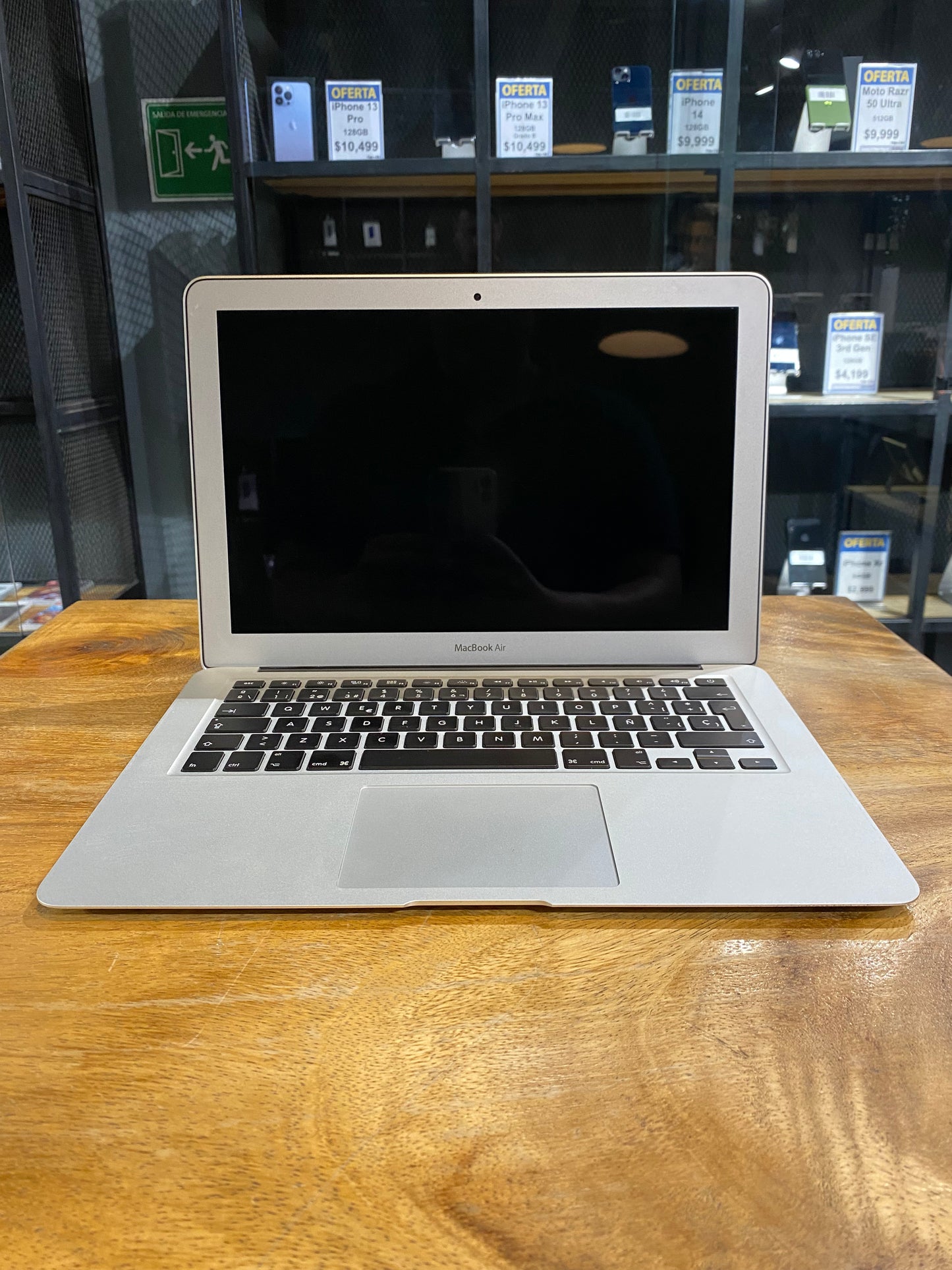 MacBook Air 13" 2017 (Producto Unico)