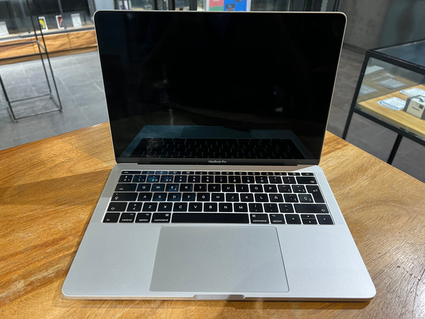 MacBook Pro 13" 2017 128GB / 8GB RAM (Producto Unico)