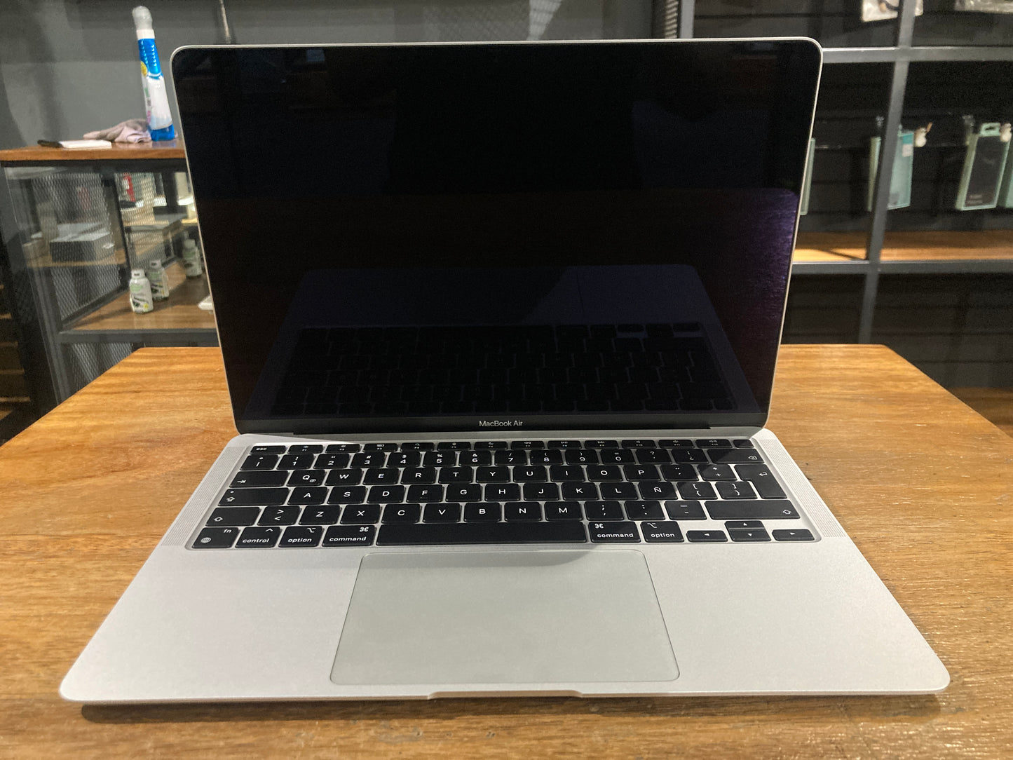 Macbook Air M1 2020 (Producto Único)