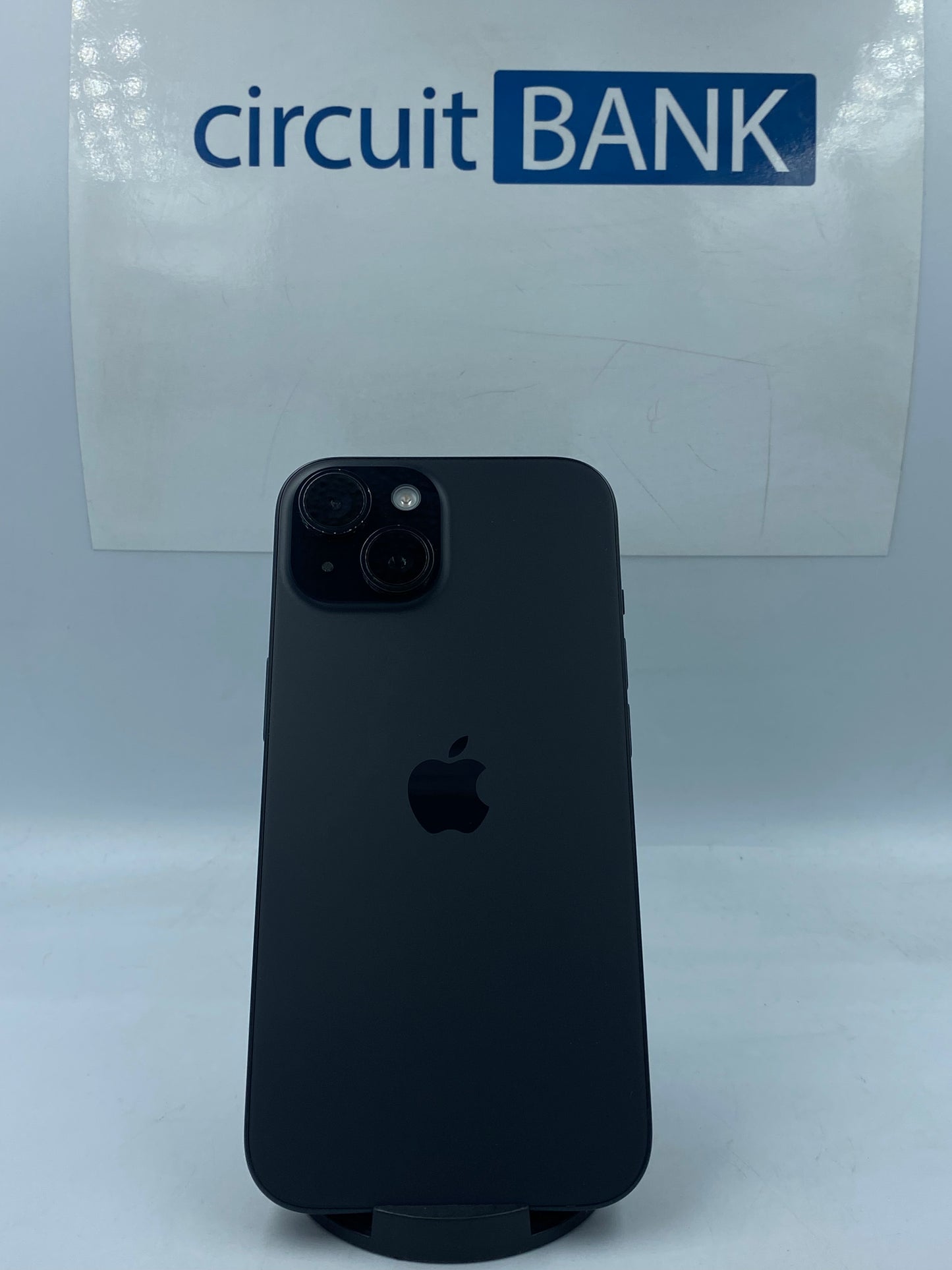 iPhone 15 128GB