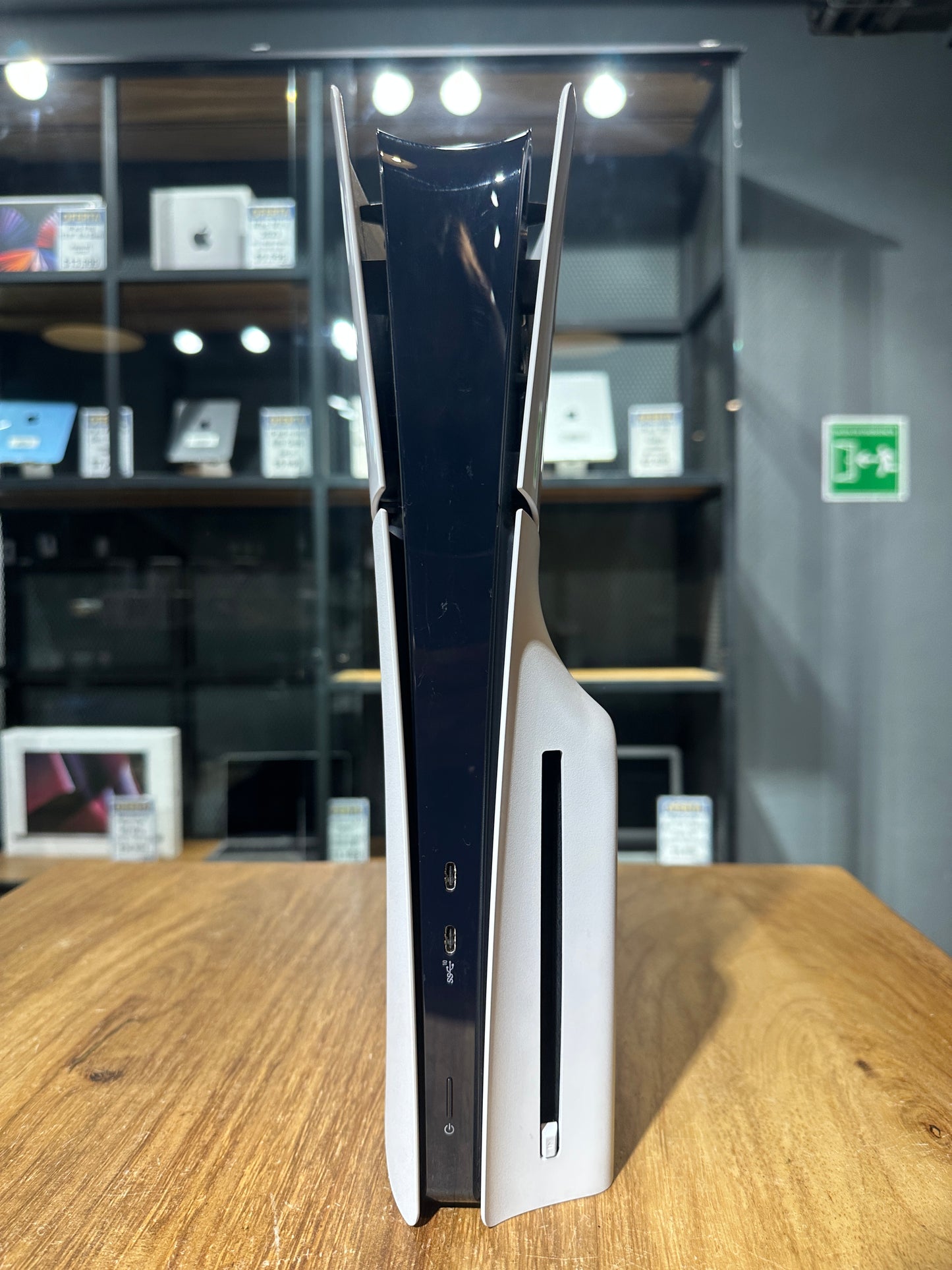 PlayStation 5 Standard Edition