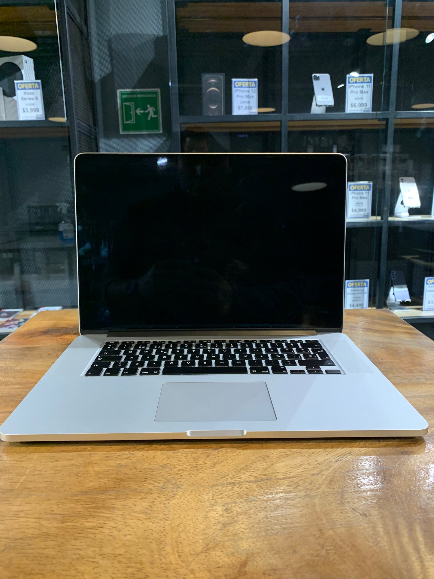 MacBook Pro 15" 2015 256GB (Producto Unico)