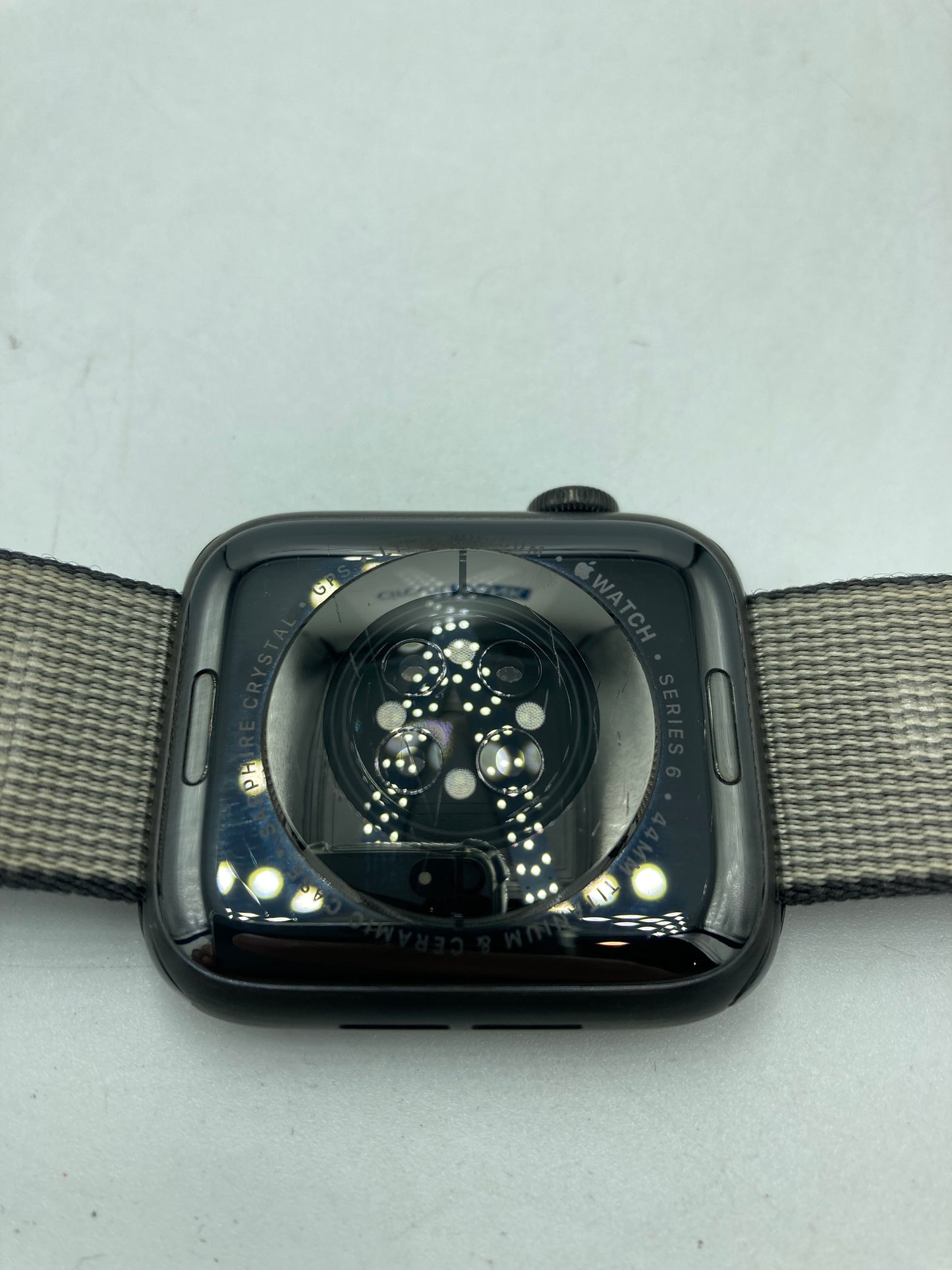 Apple Watch Series 6 44mm GPS + Cell (Producto Unico)