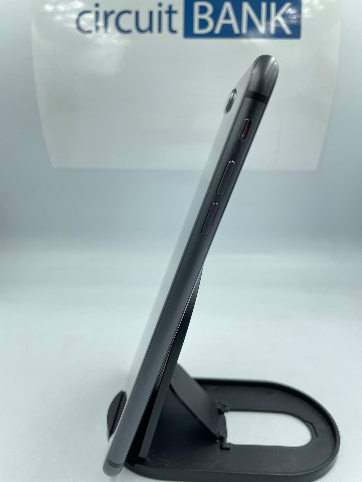 iPhone 8 Plus 64GB (Producto Único)