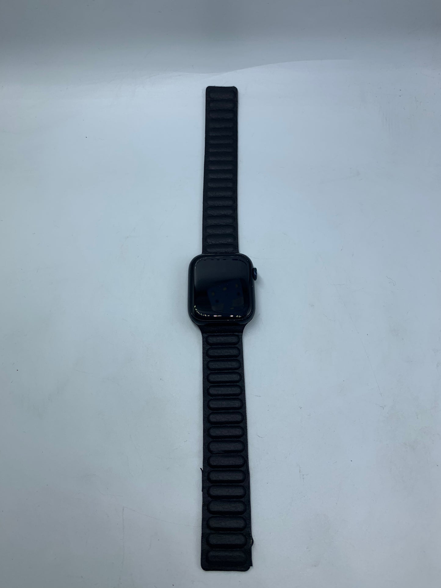 Apple Watch Series 7 45mm GPS (Producto Unico)