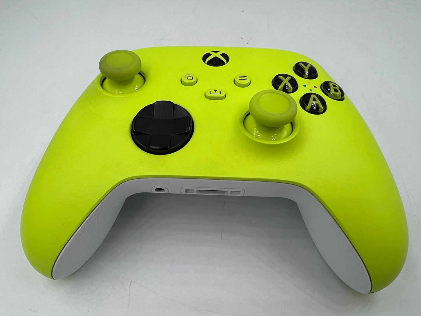 Control Xbox inalambrico Series X/S (Producto Unico)