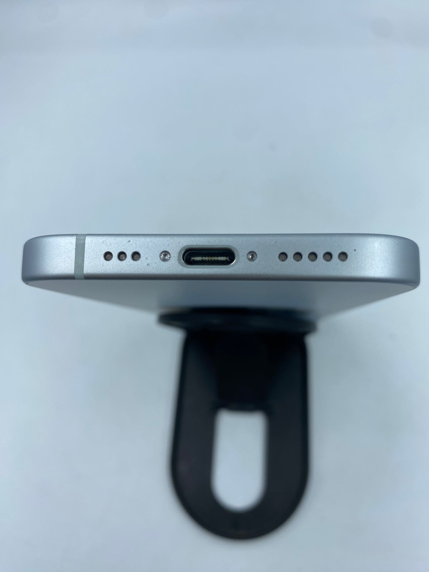 iPhone 15 128GB