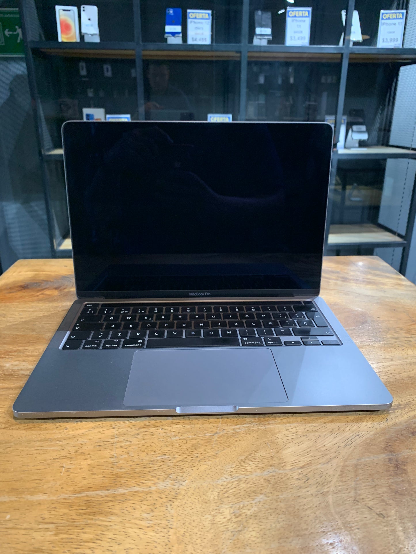 MacBook Pro 13" 2020 Intel Core i5 (Producto Unico)