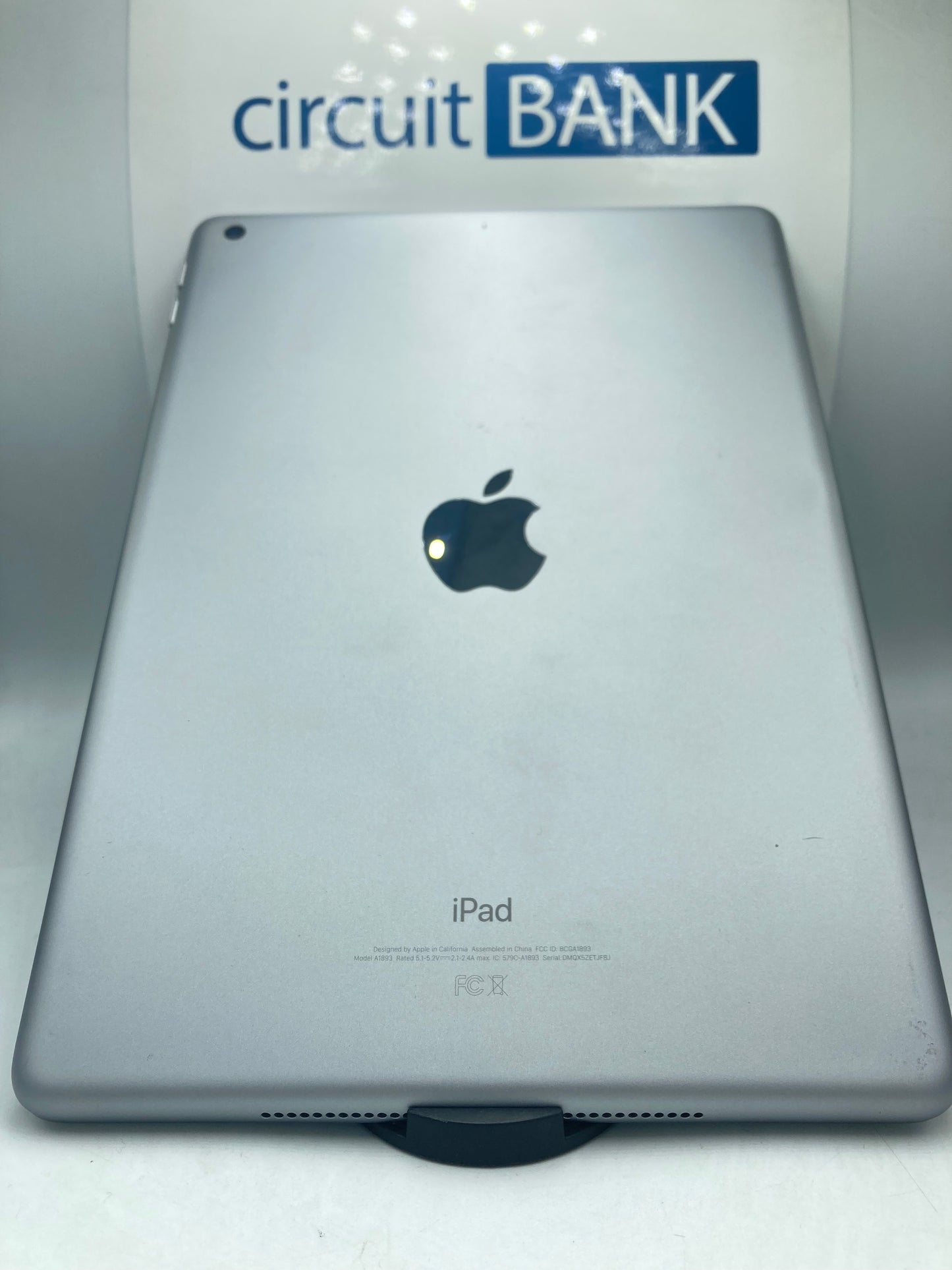 iPad 6 WiFi 32GB (Producto Unico)