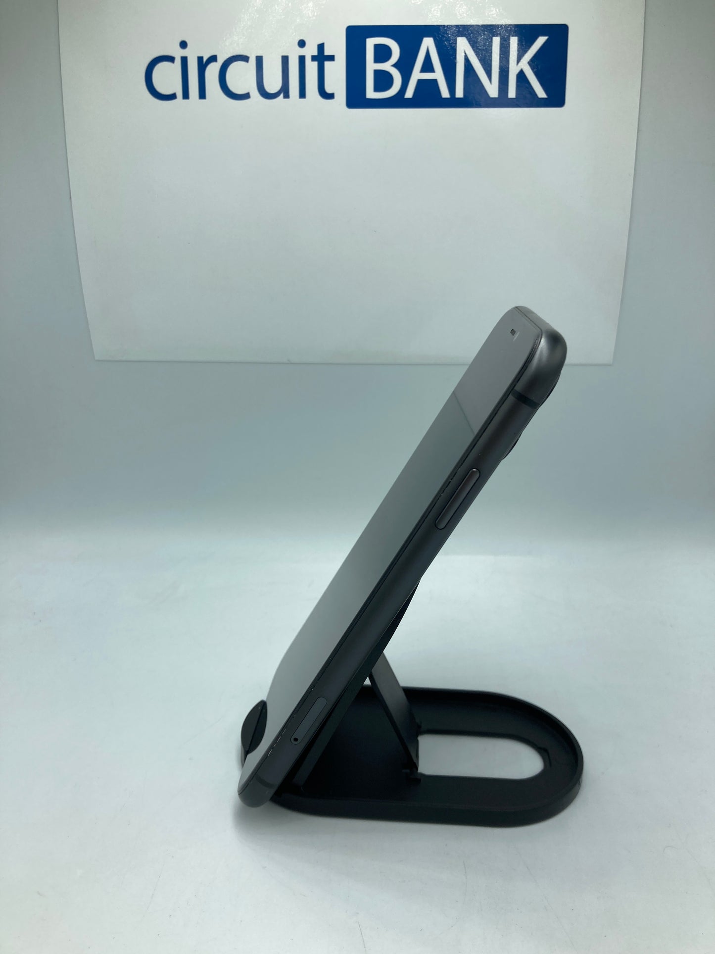 iPhone 11 64GB (Producto Único)