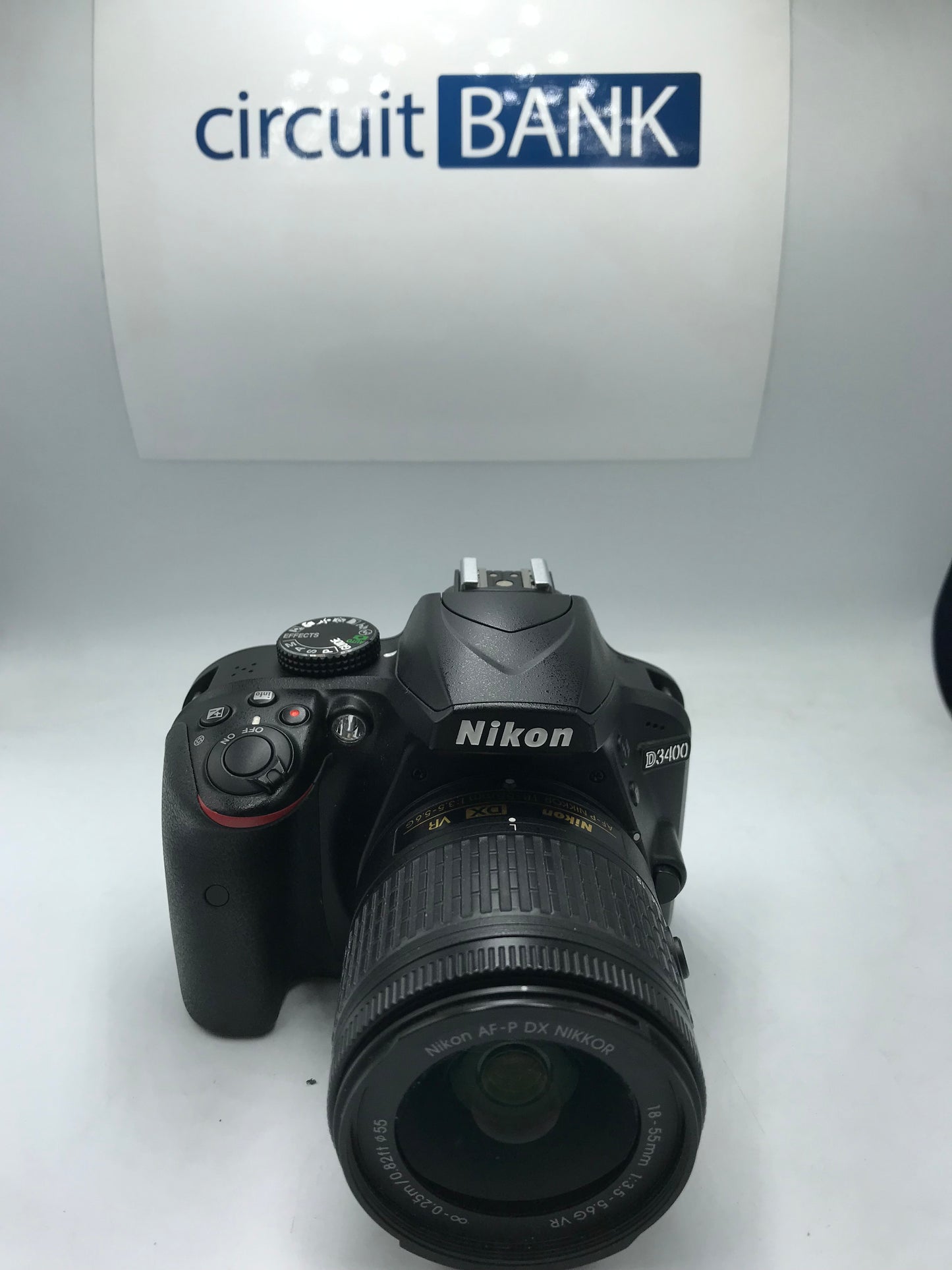 Camara Nikon D3400 (Producto Unico)