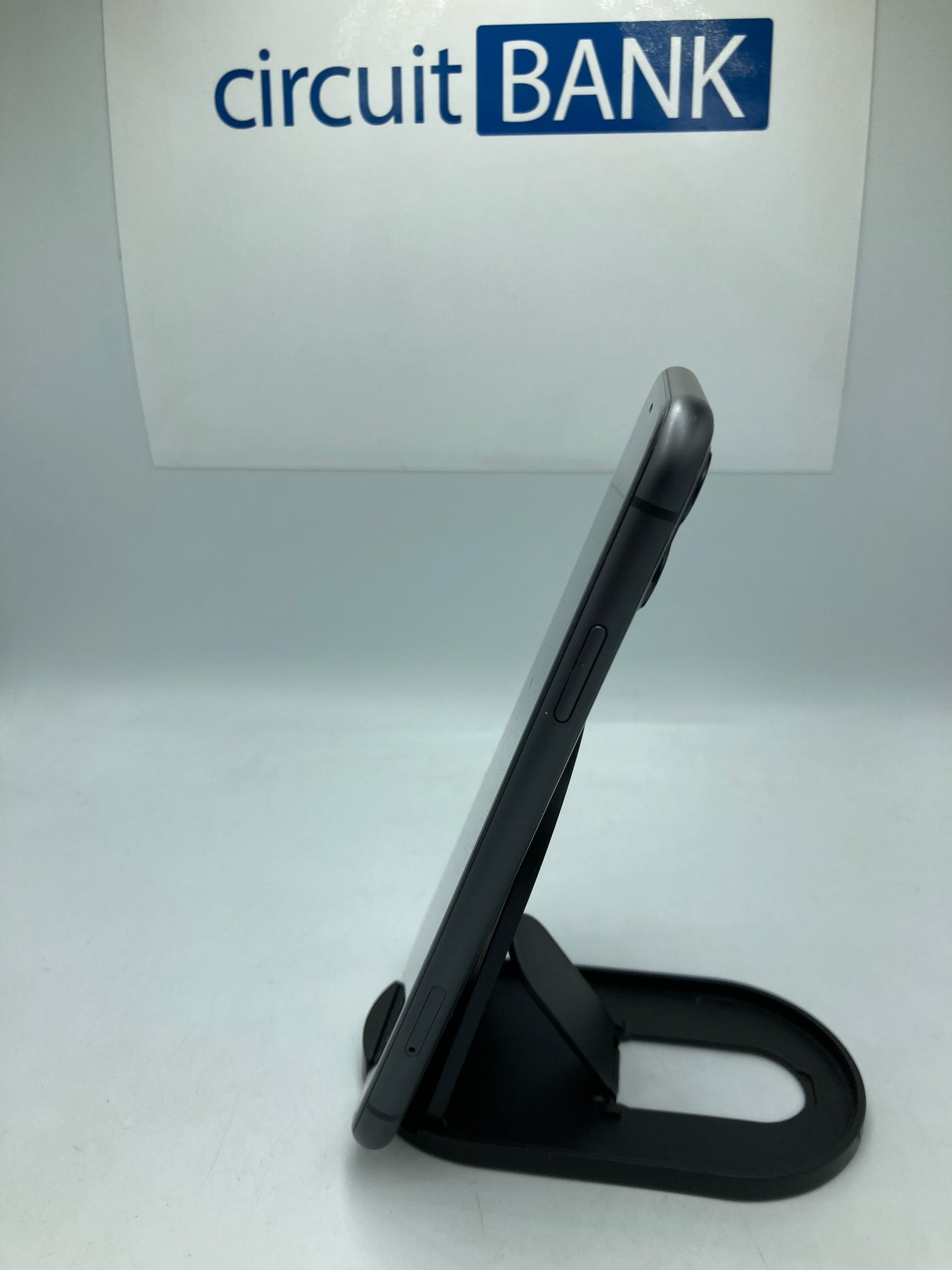 iPhone 11 64GB (Producto Único)