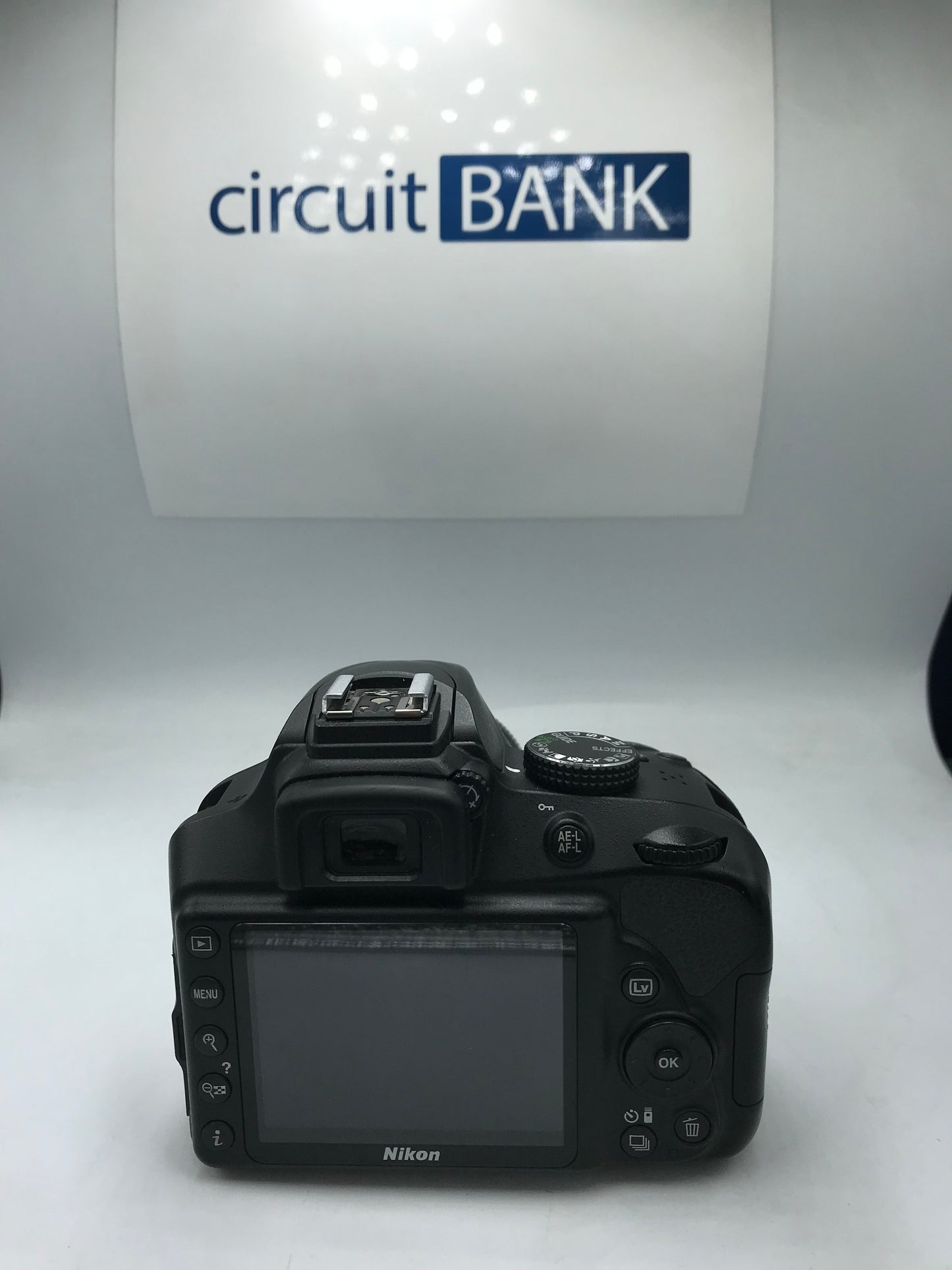 Camara Nikon D3400 (Producto Unico)