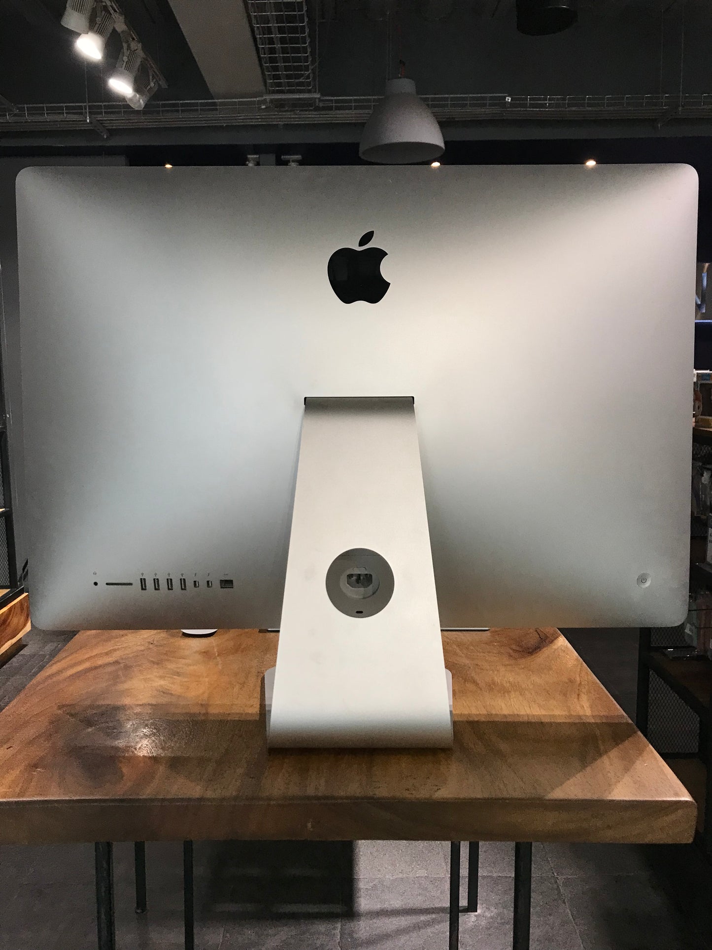 iMac 2015 27" 24GB RAM/ 128GB SSD/ 1 TB SSD (Producto Unico)