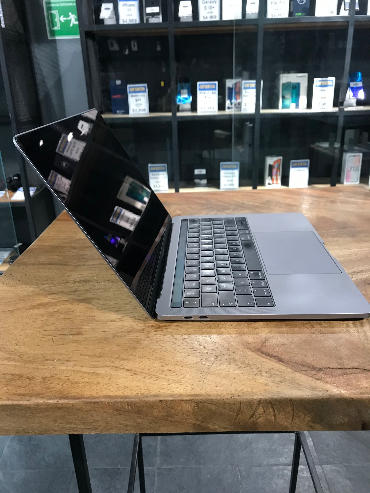 MacBook Pro 13" 2019 (Producto Unico)