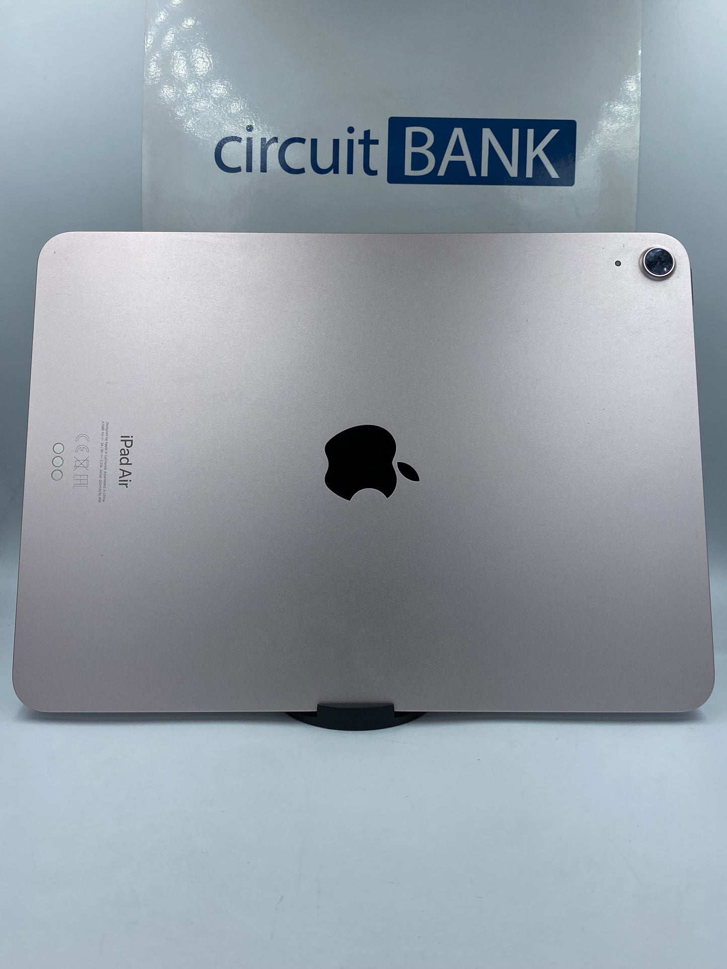Apple iPad Air 5th Gen / Chip M1 / 64GB