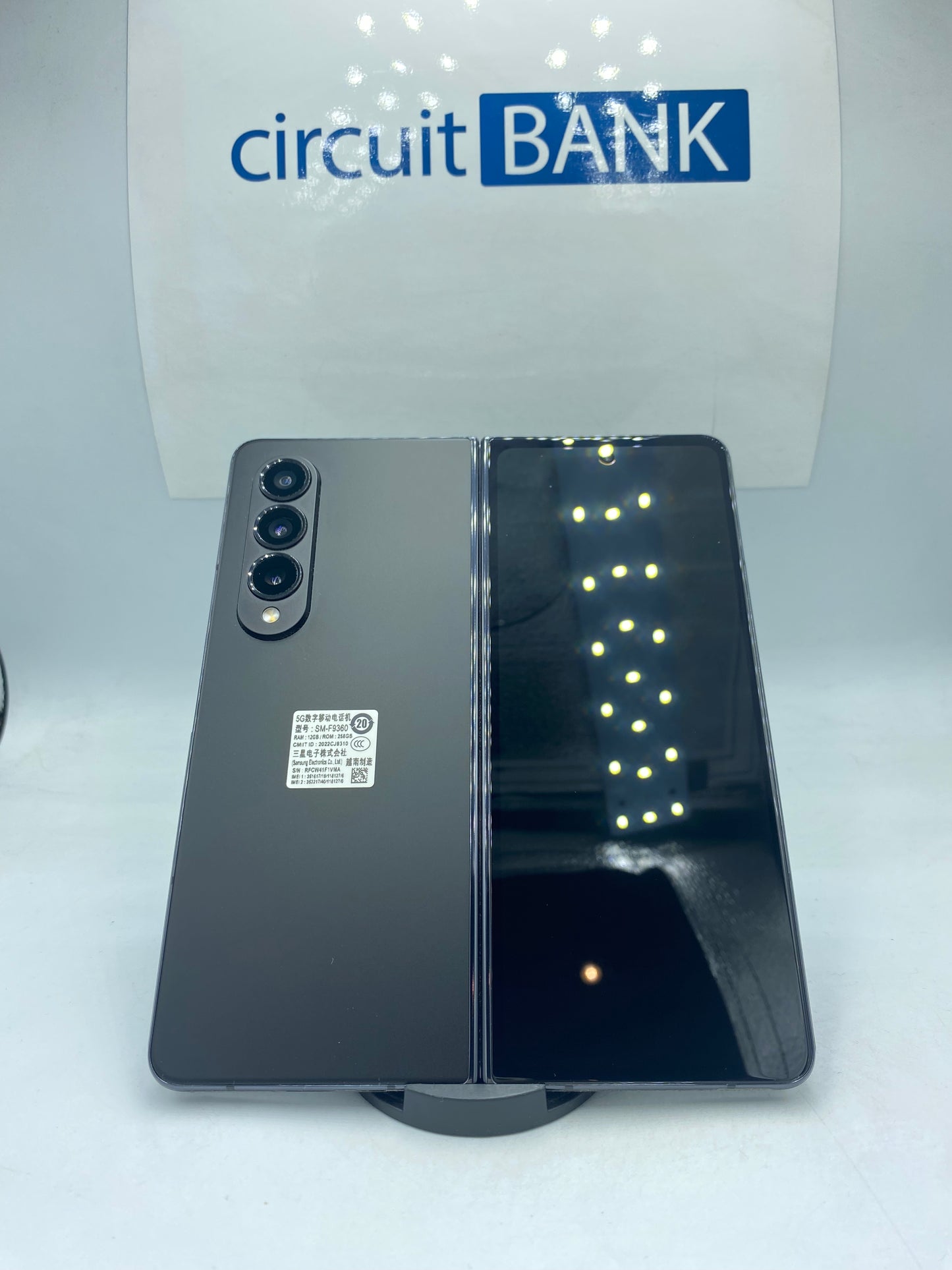 Samsung Galaxy Z Fold4 256GB (Producto Unico)