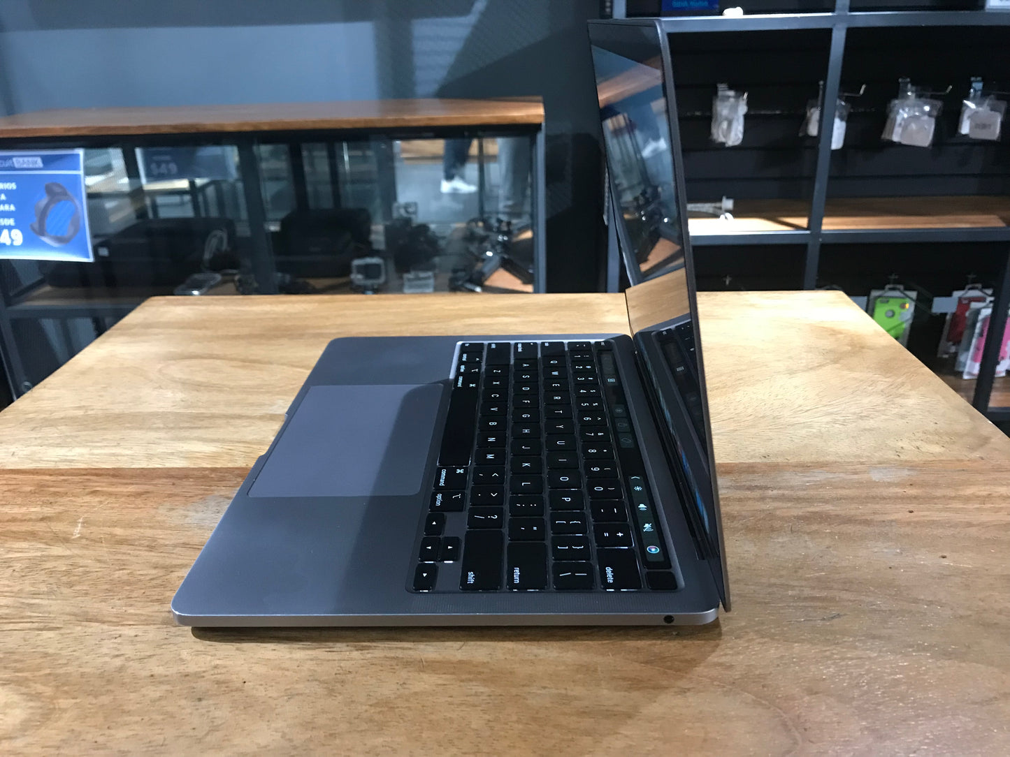MacBook Pro  13" 2020 (Producto Único)