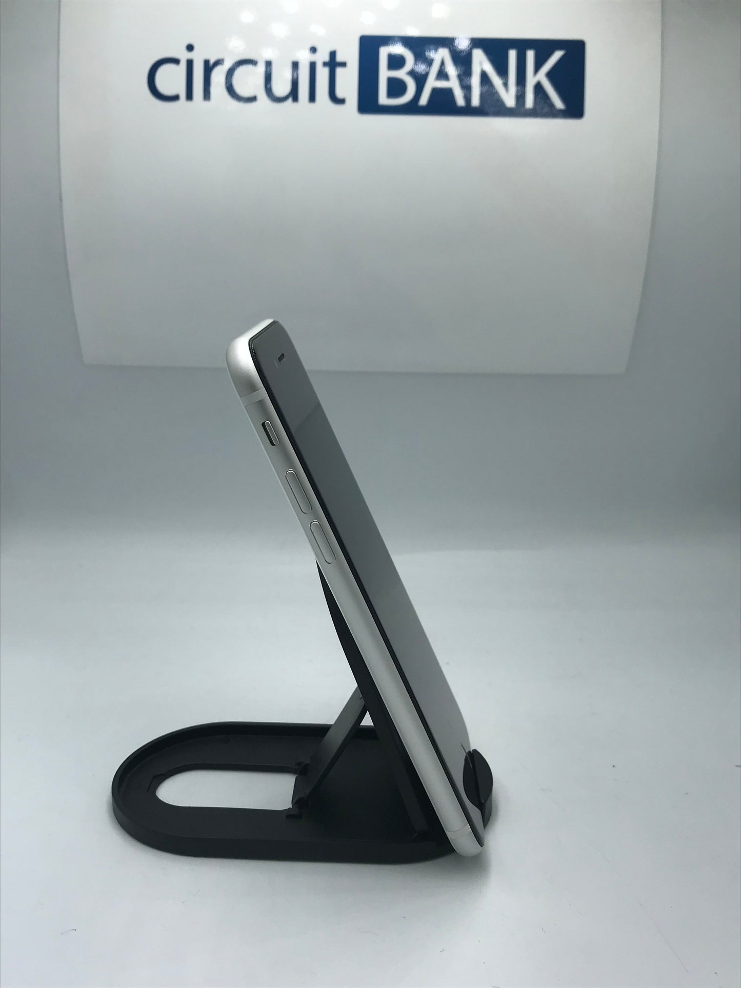 iPhone SE 2020 64GB Sin Touch ID (Producto Único)