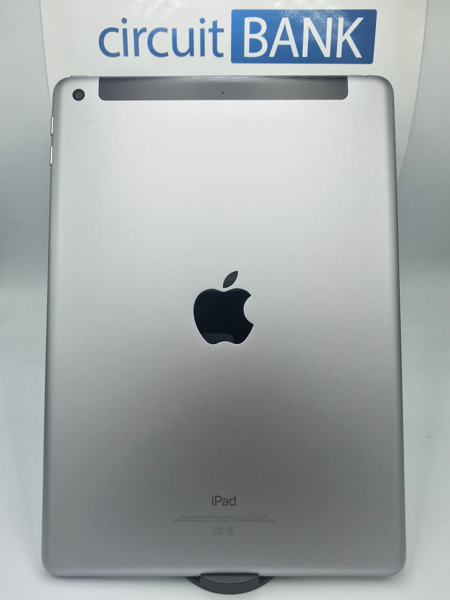 iPad 6th Gen WIFI 32GB (Producto Único)