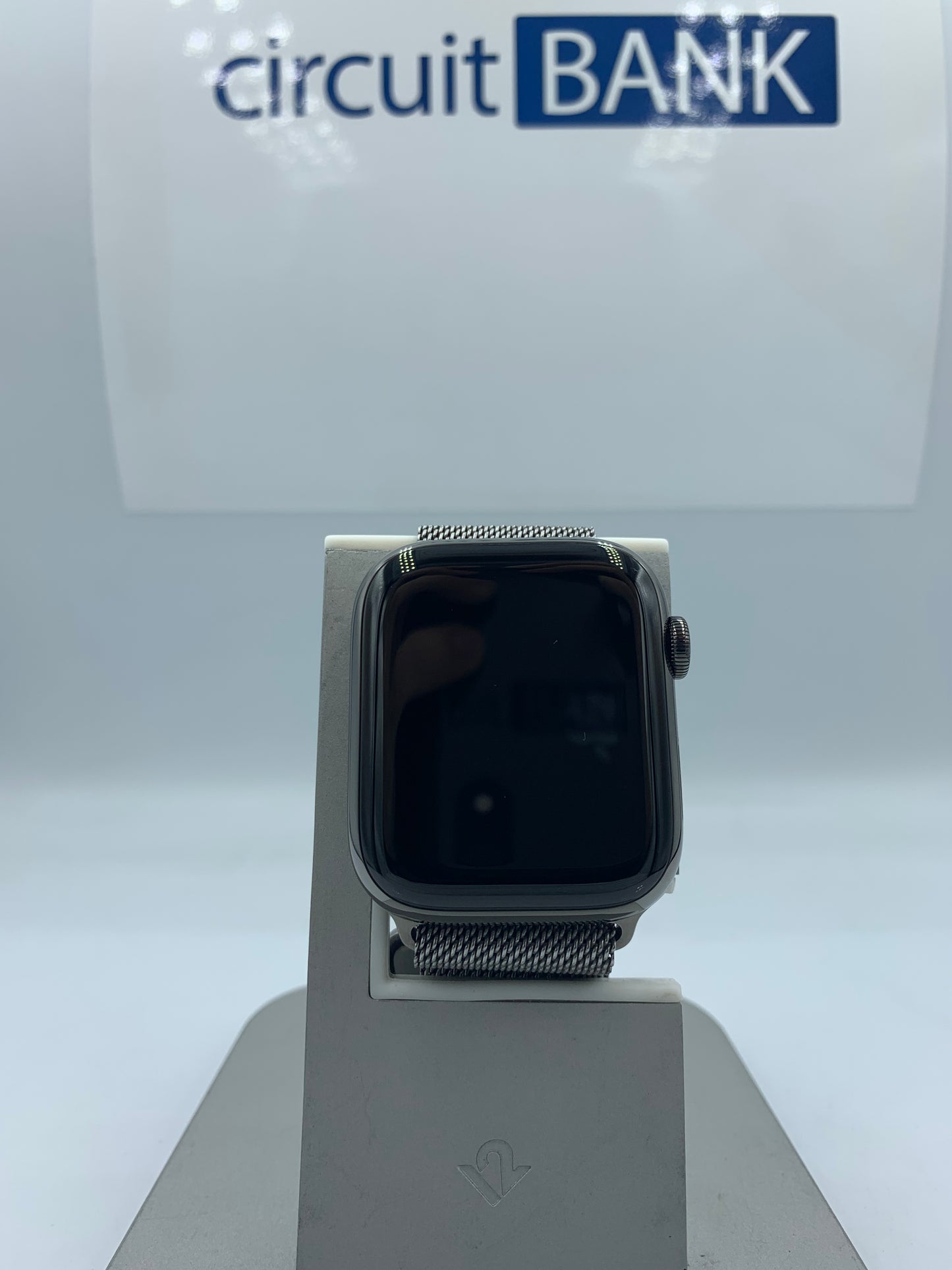 Apple Watch Series 8 GPS + Cellular (Producto Único)