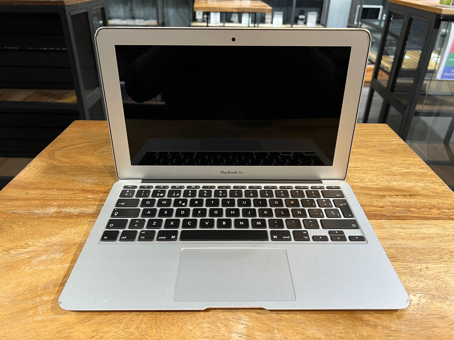 MacBook Air 11" 2015 4GB / 128GB (Producto Único)