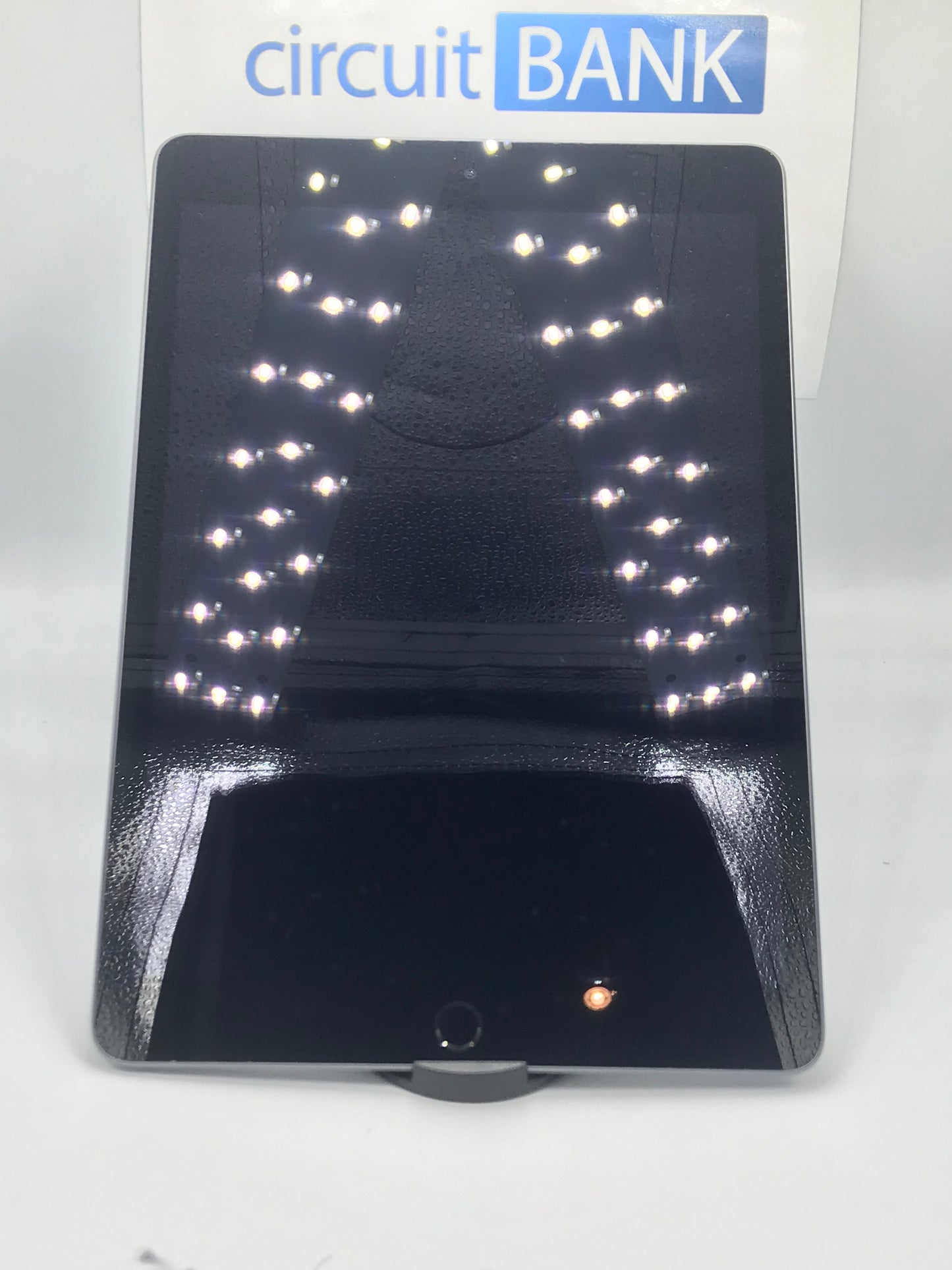 iPad 9th Gen 64GB (Producto Unico)